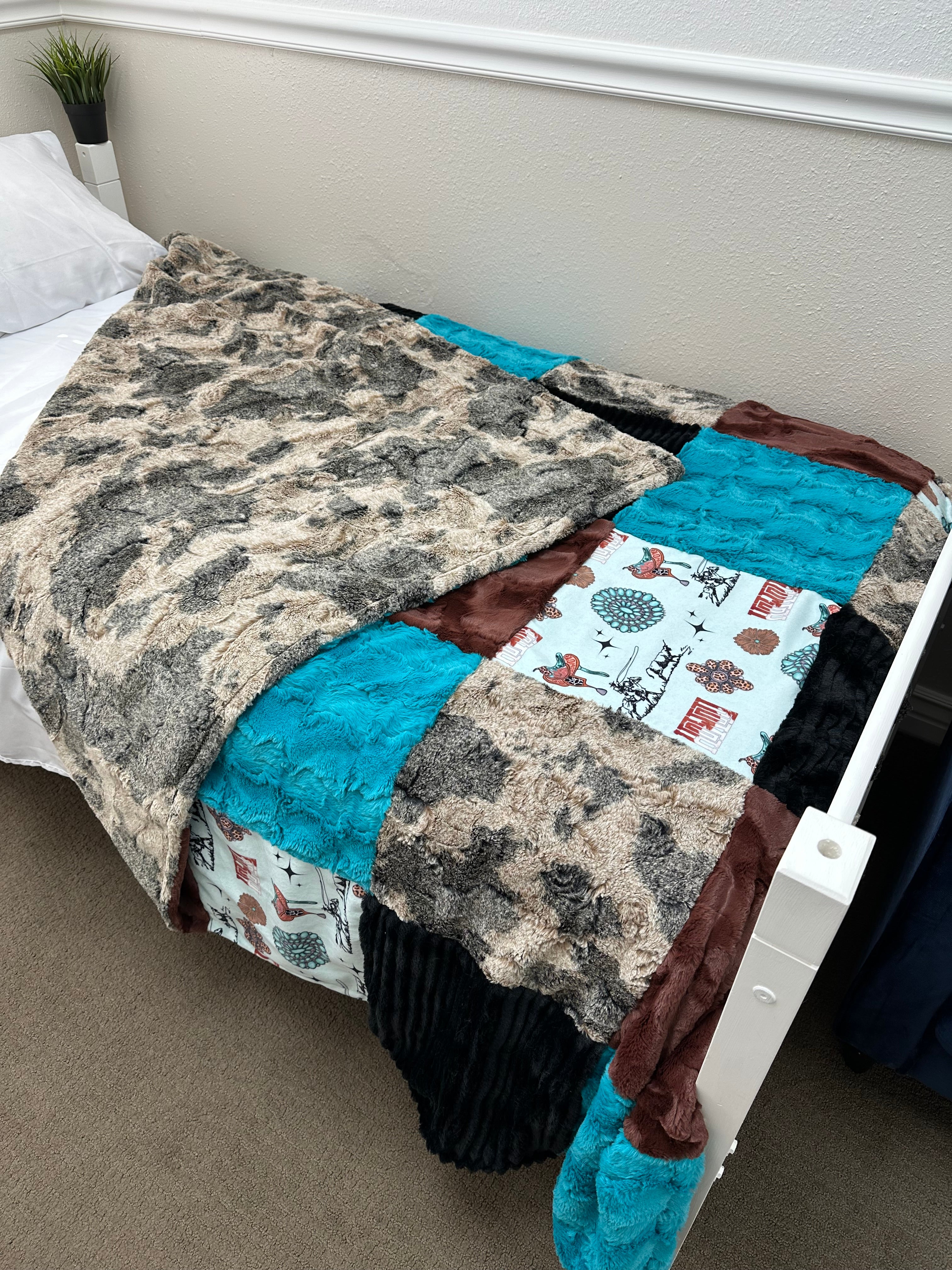 Howdy Teal Minky Mama