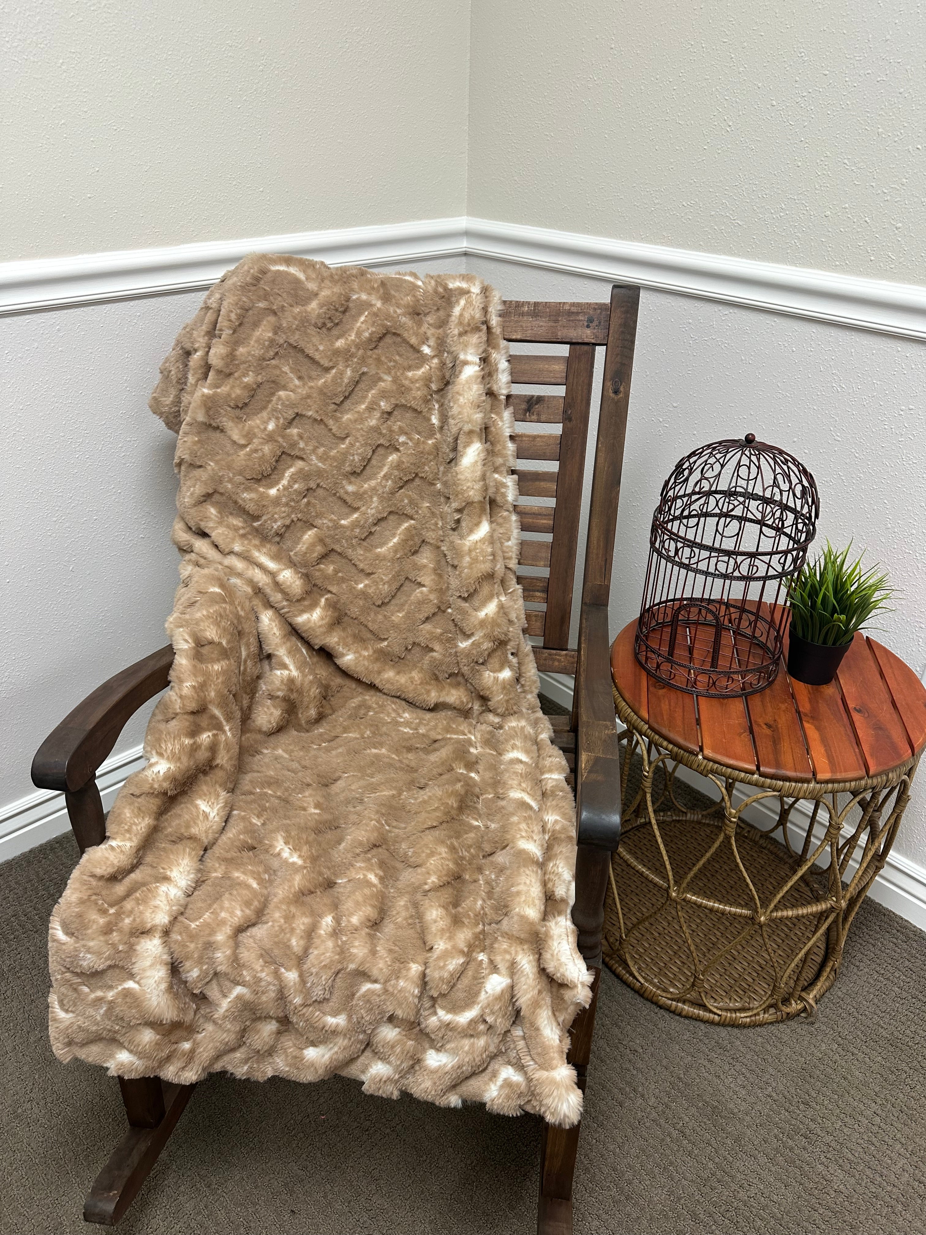Cora Throw