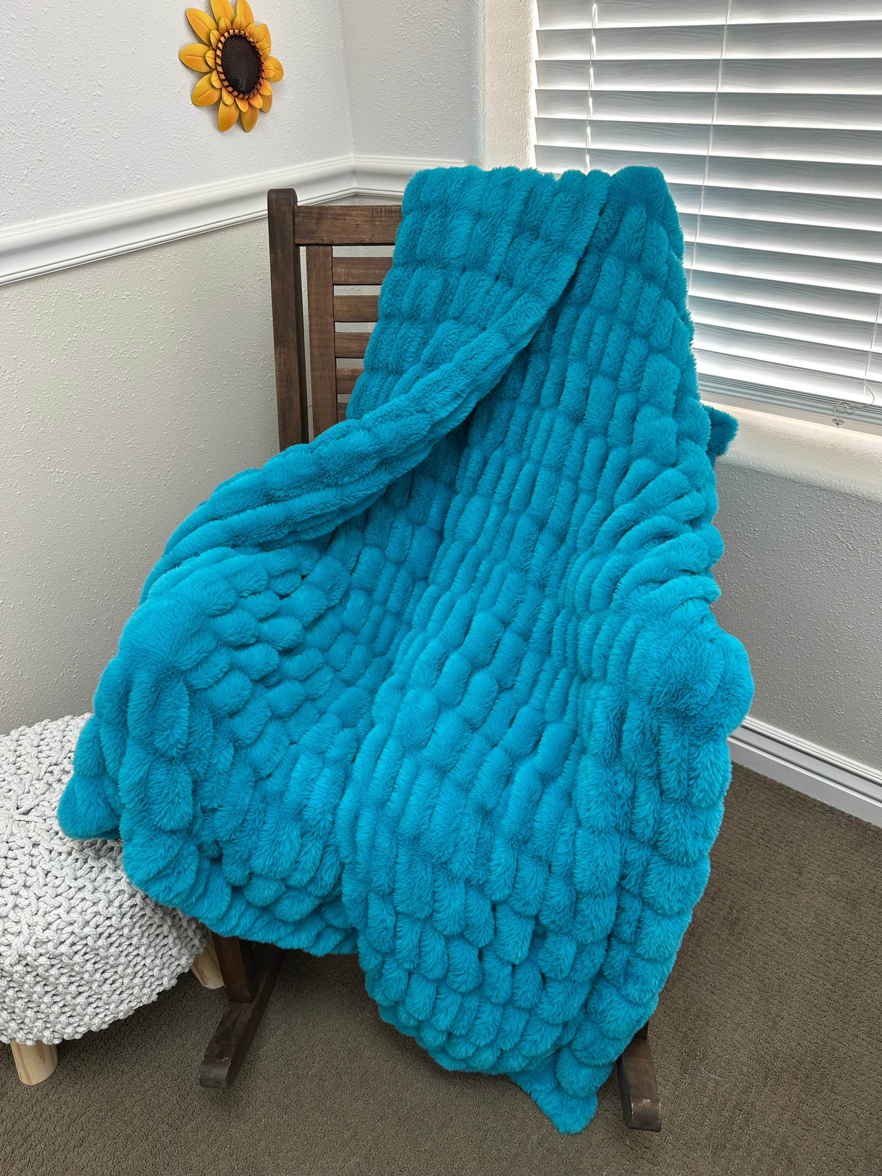 Pacific Sharpei Throw
