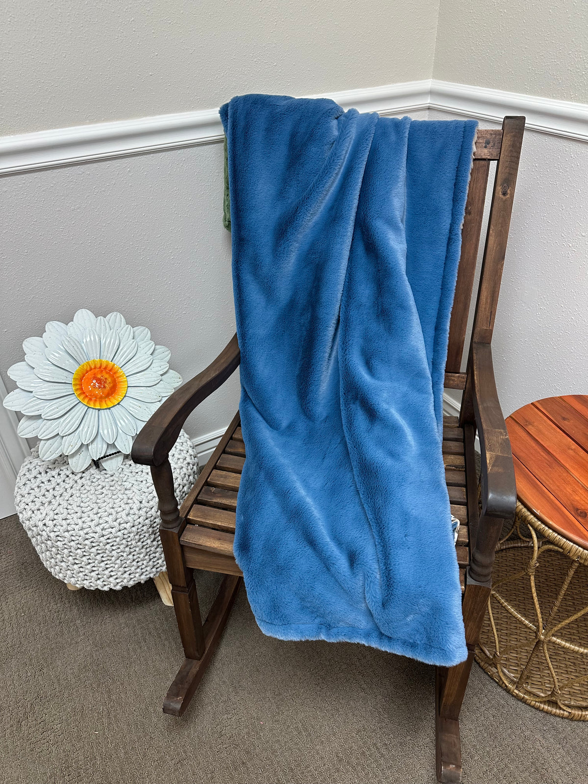 Sloth Throw