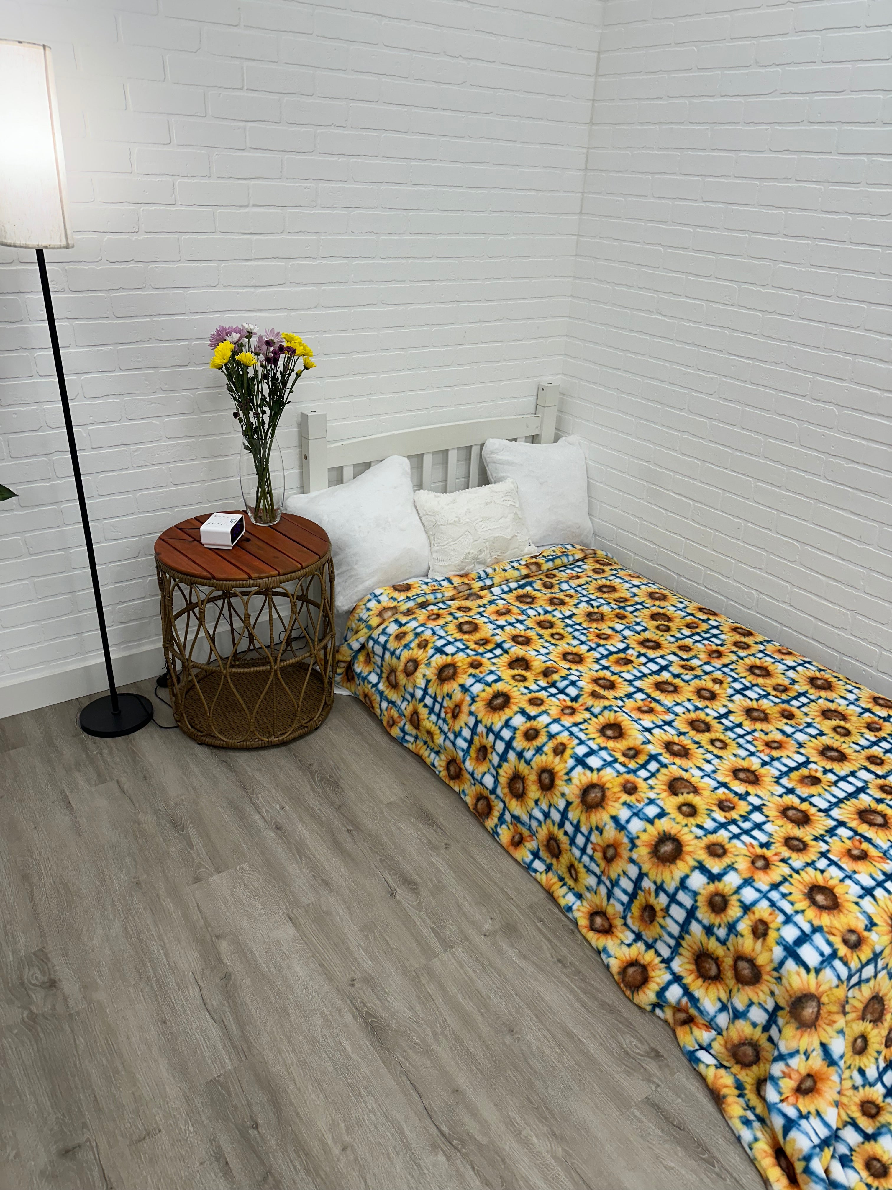 Sunflower Simple Minky Mama