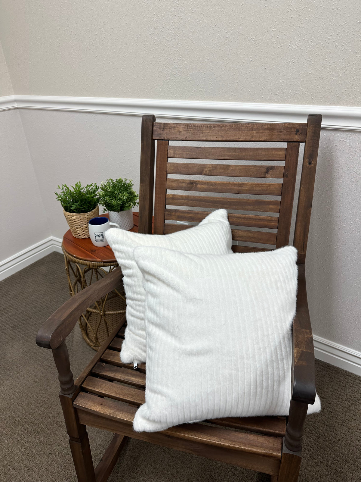 Natural Hannah Throw Pillow