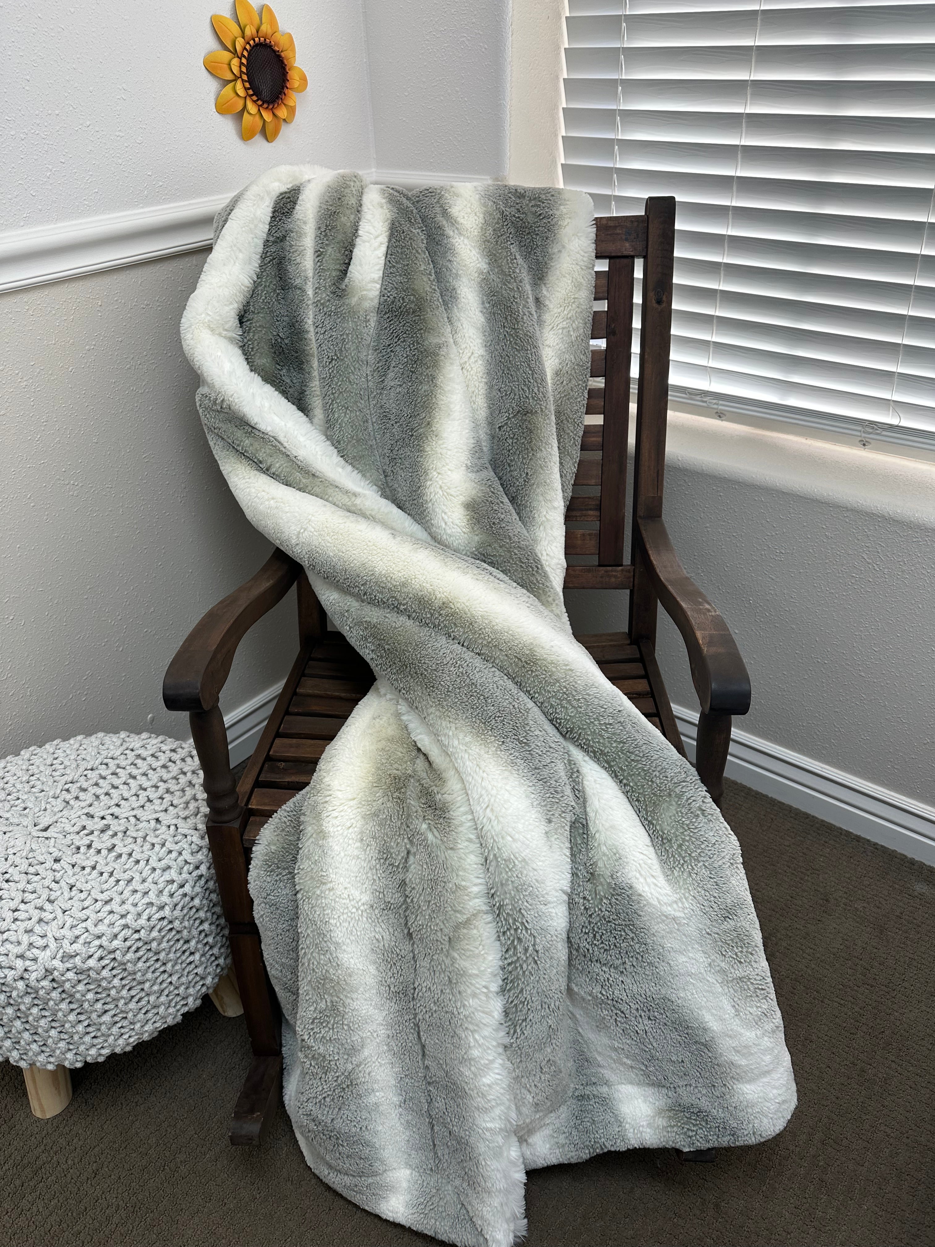 Double sided Artic Chinchilla