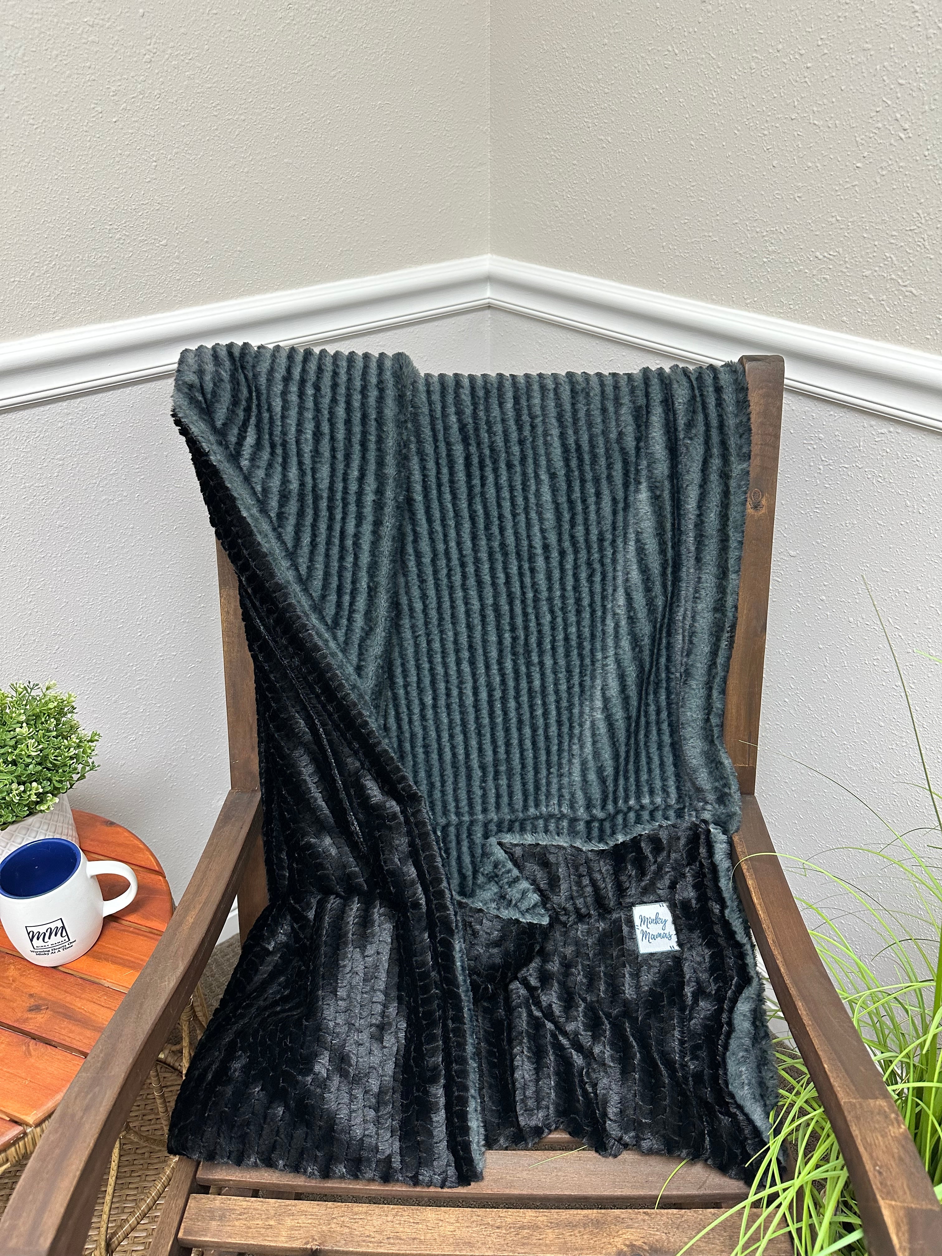 Misfit Dakota Travel Blanket