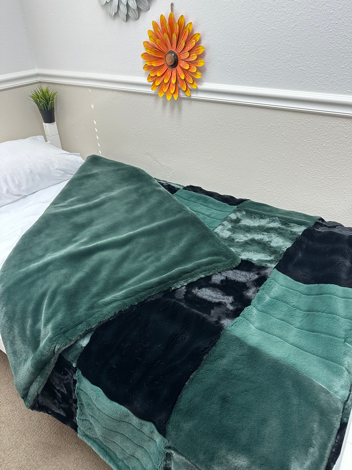 Black/Green Minky Mama