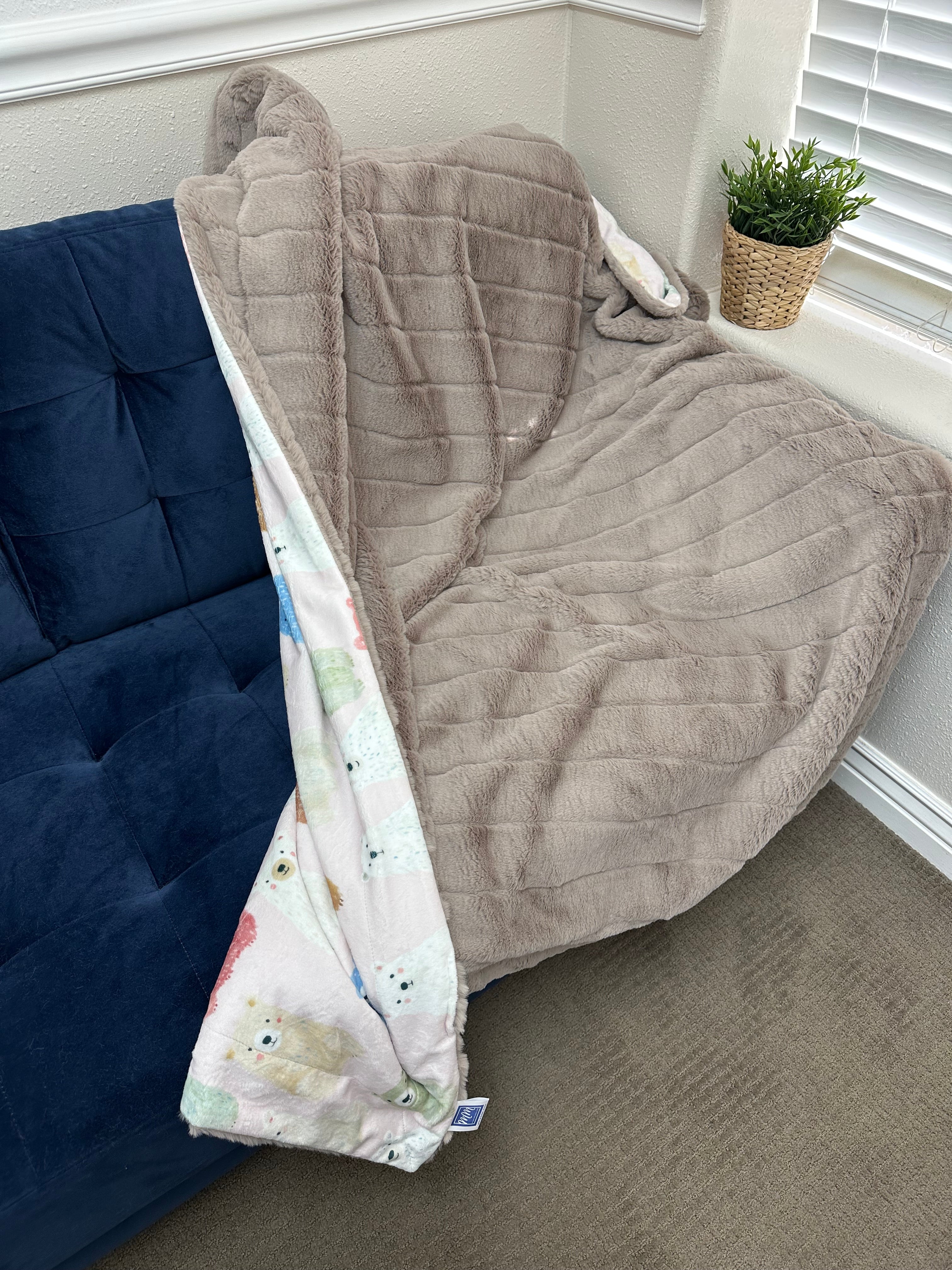 Misfit Pastel Bears Throw
