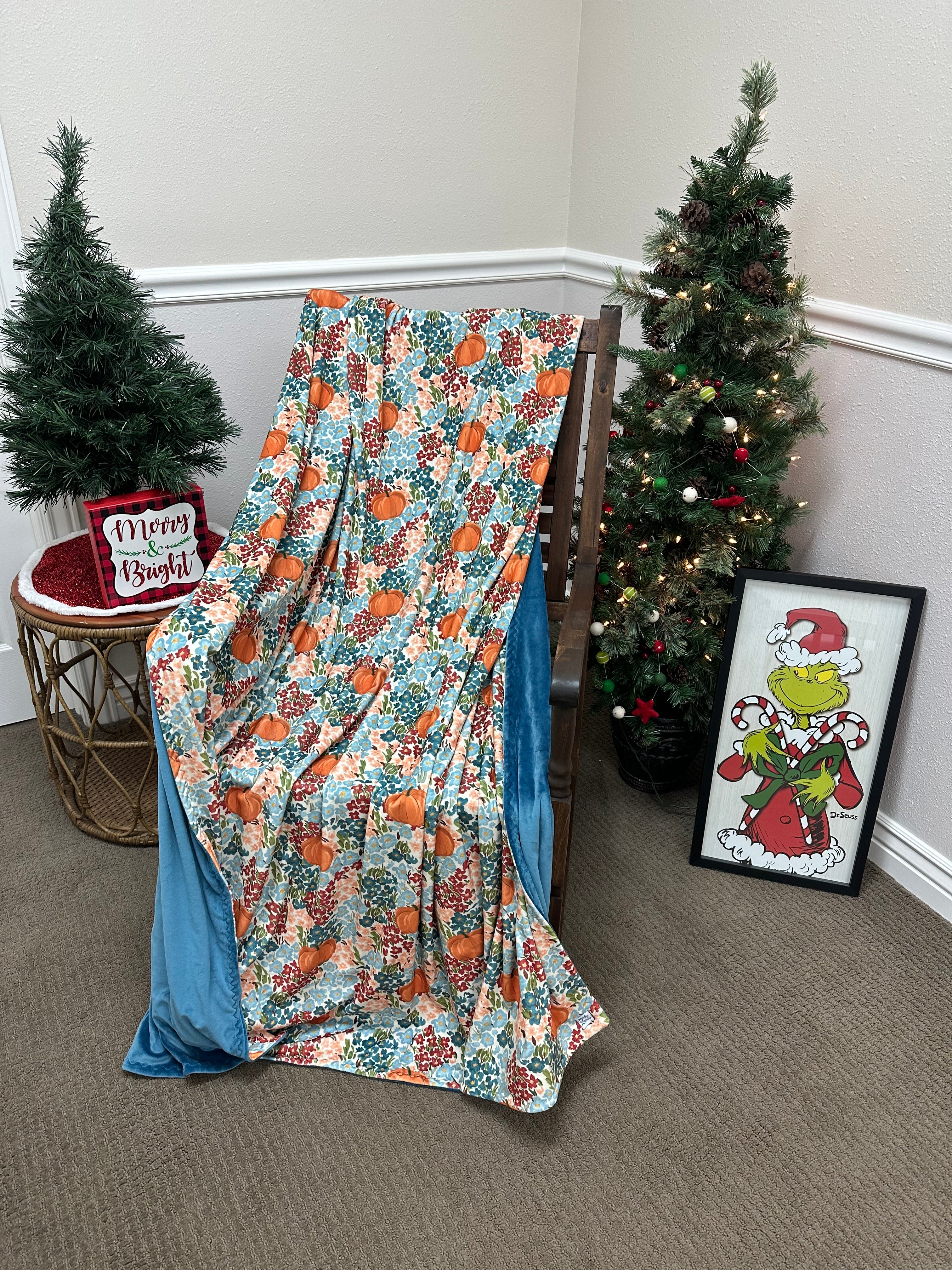 Poseidon pumpkin 60”x72” Marshmallow
