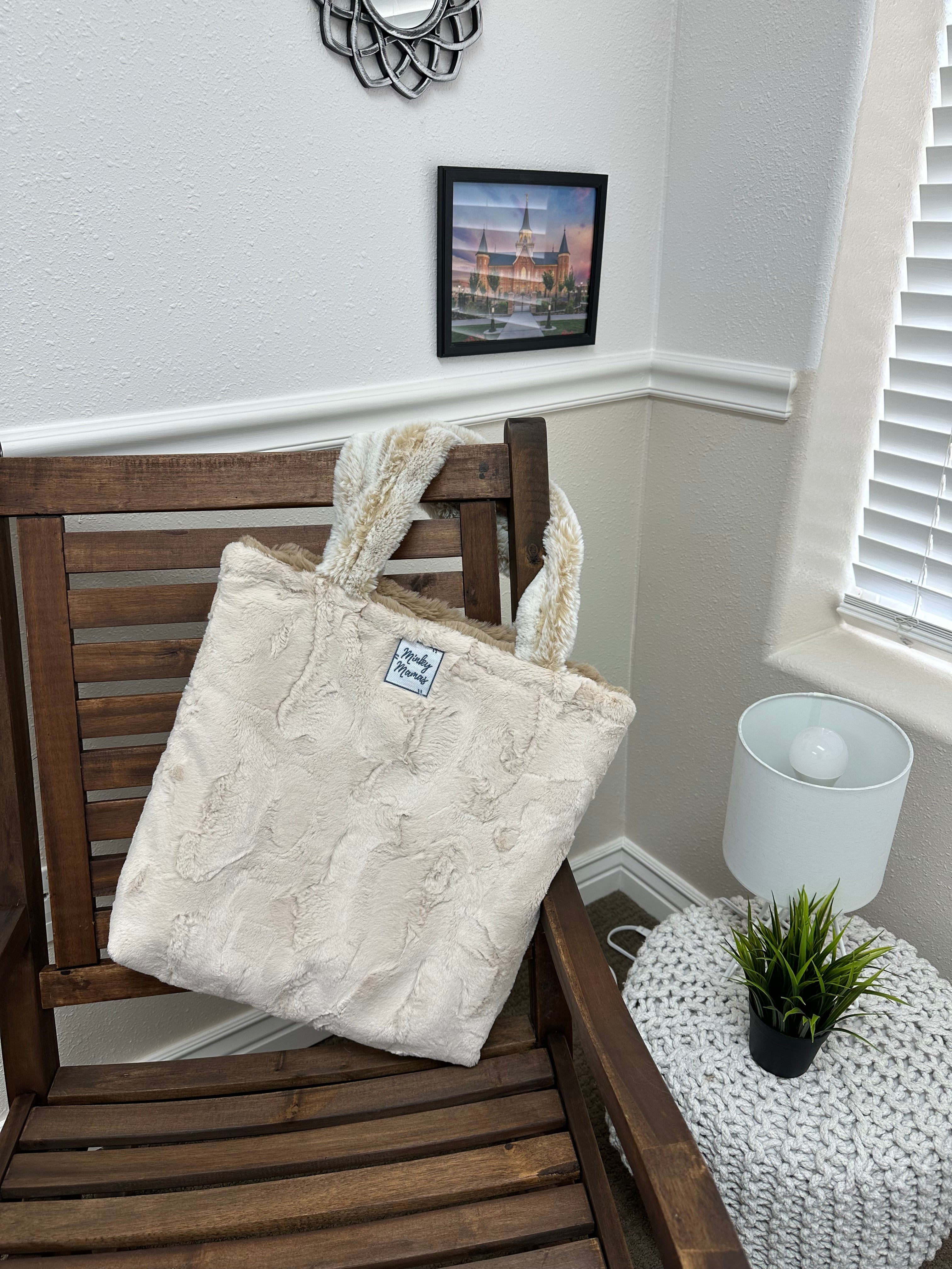 Neutral Carryall