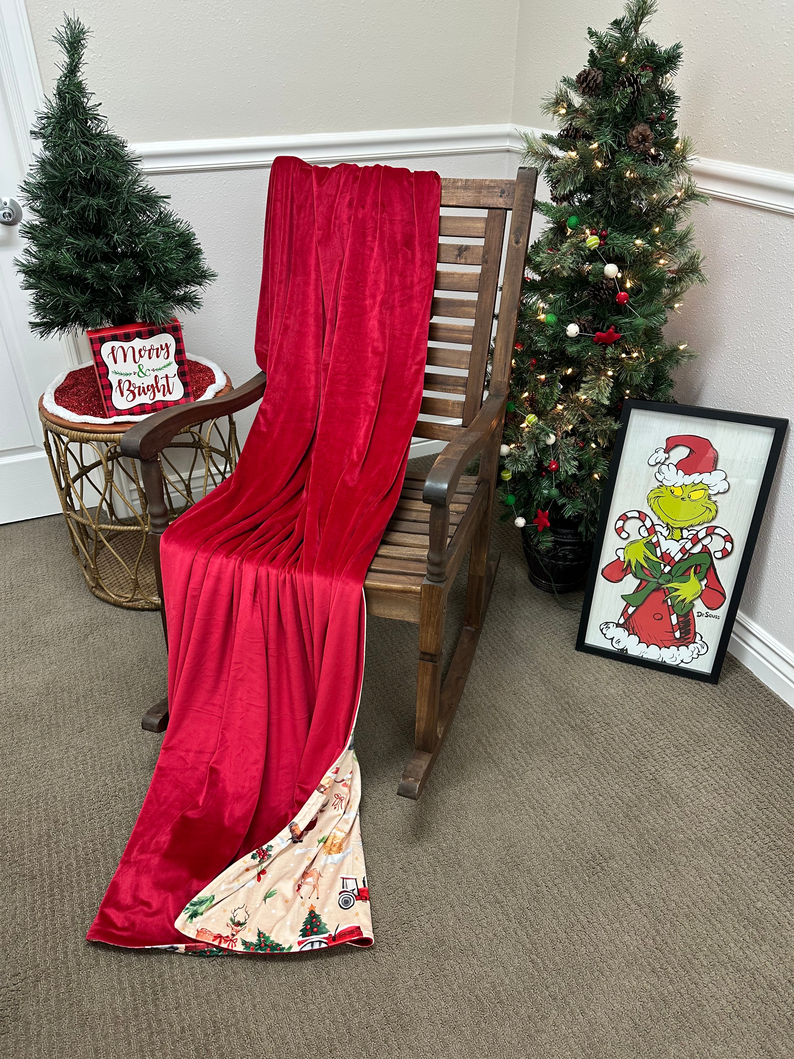 Christmas Farm 60”x86” Marshmallow