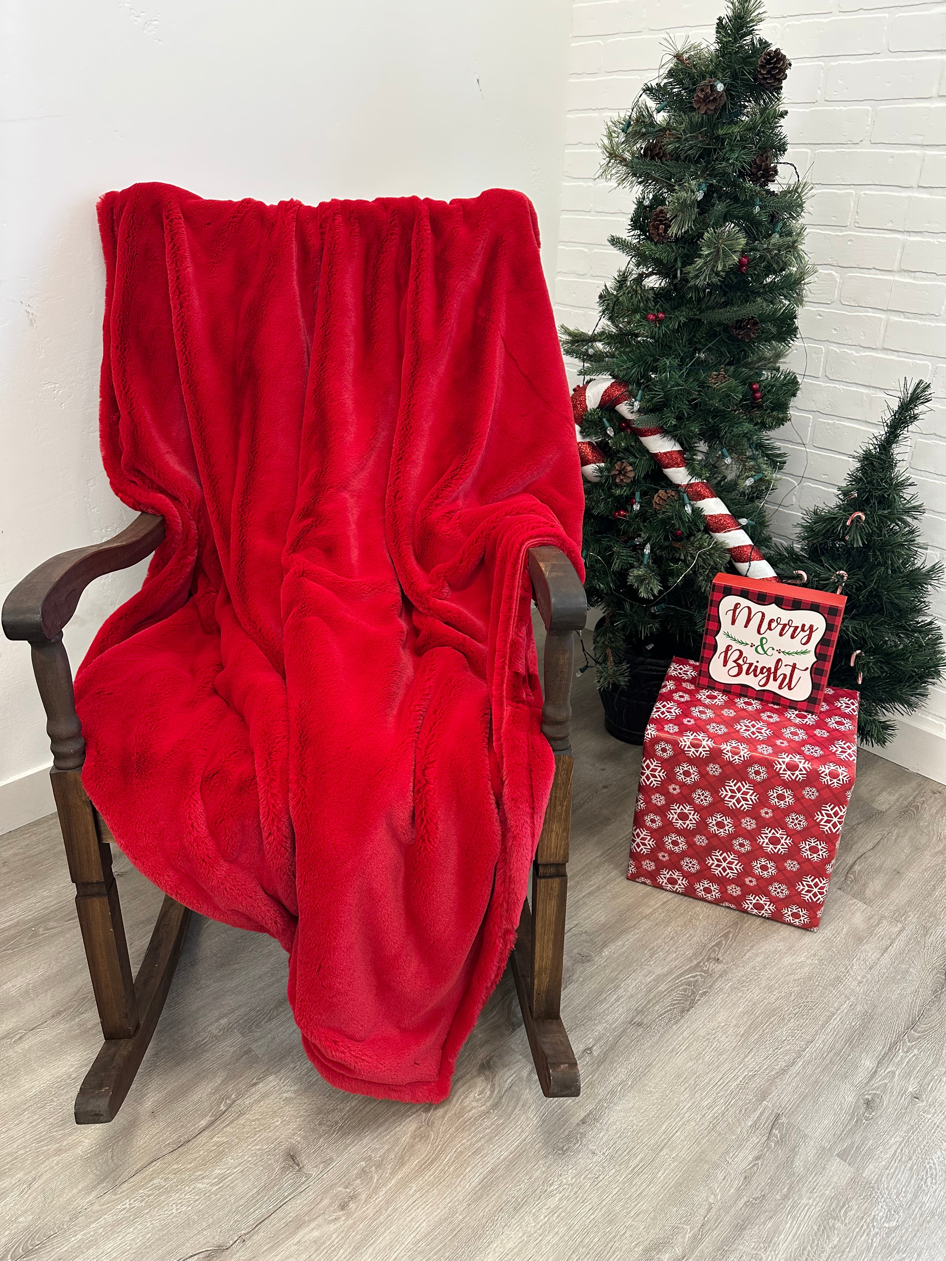 Crimson Comfort Holiday Throw