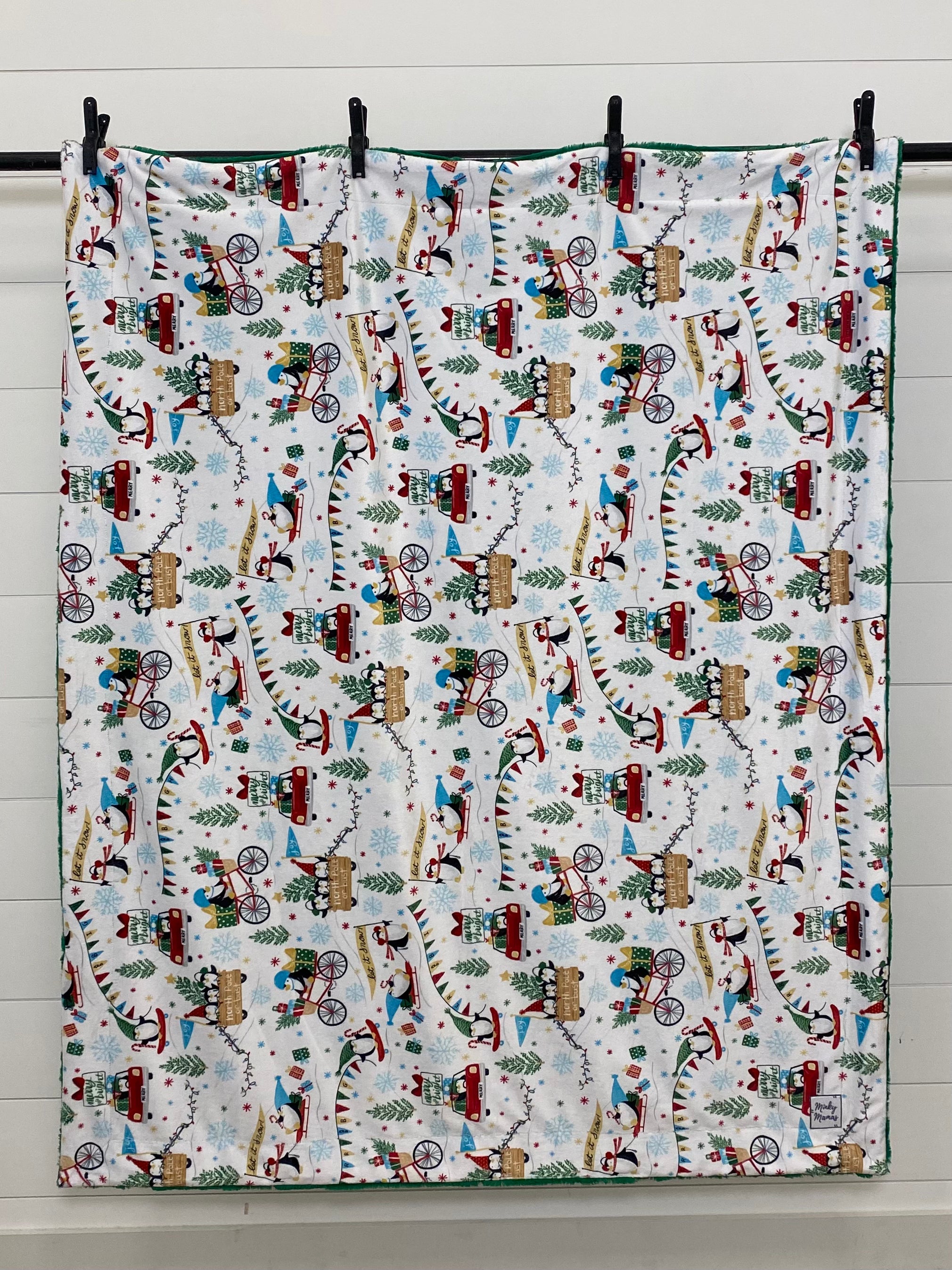Penguin Christmas Print/Kelly Hide Simple Throw