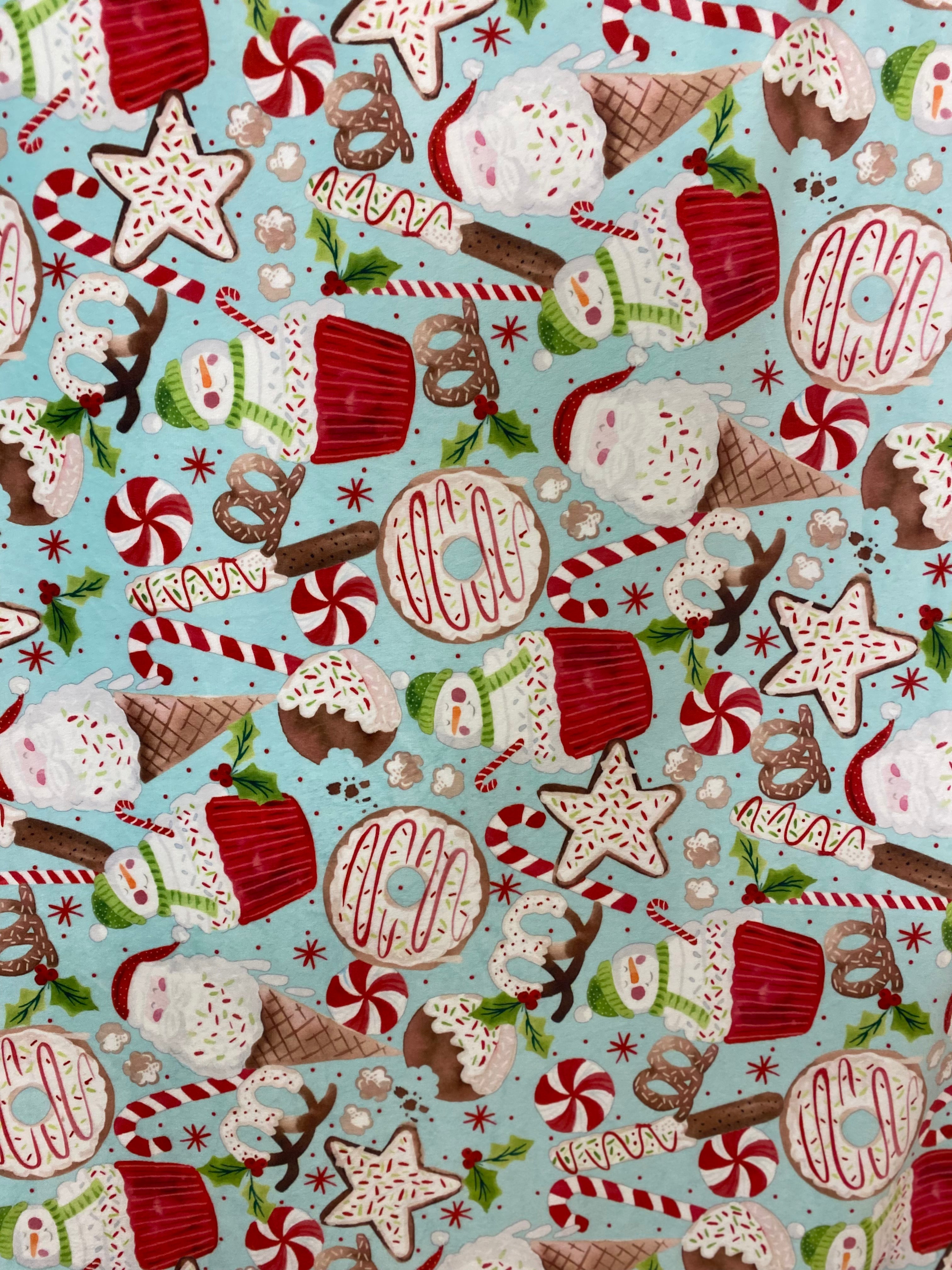 Holiday Treat Print/Lime Bella Simple Throw