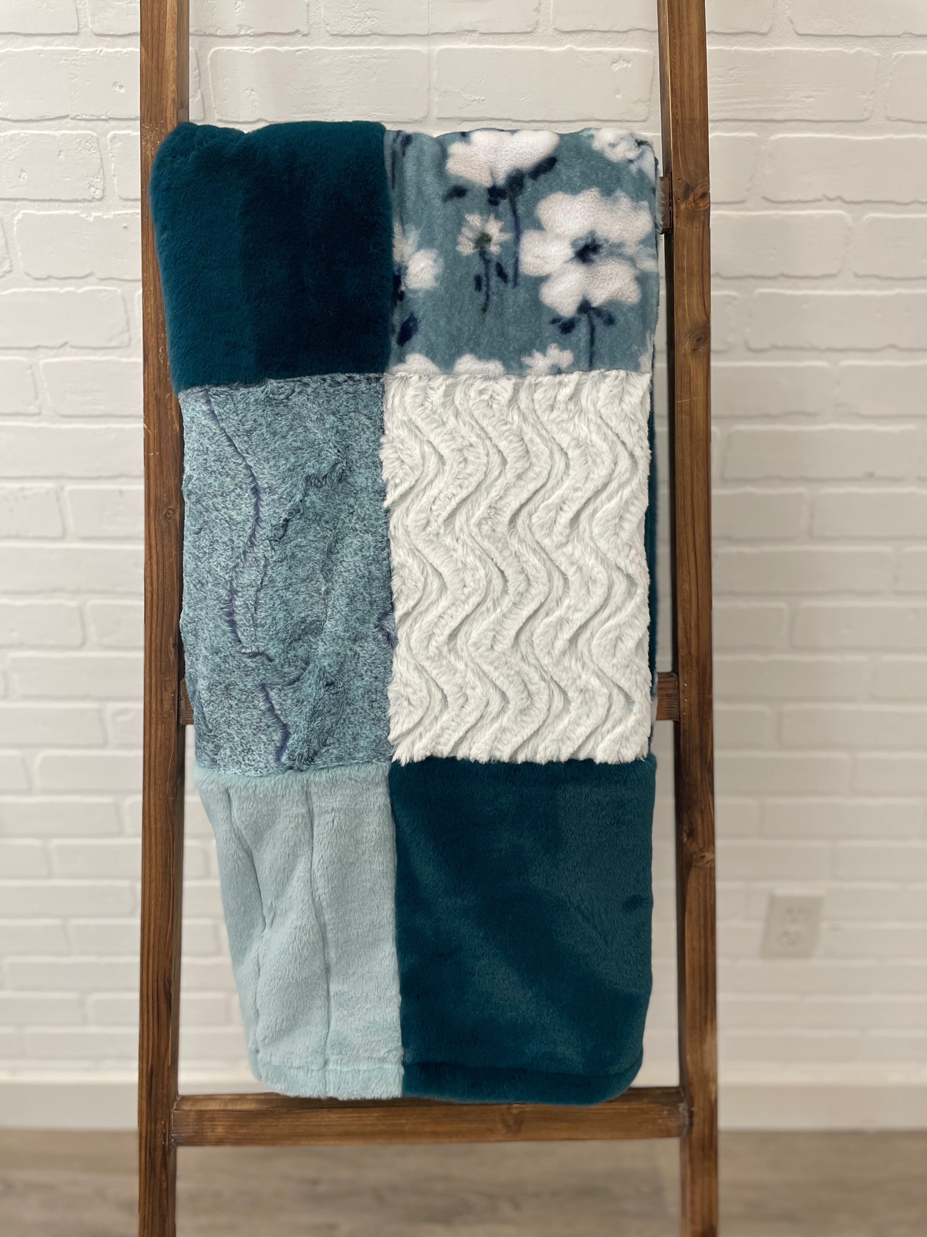 Light Spruce Amelia Throw