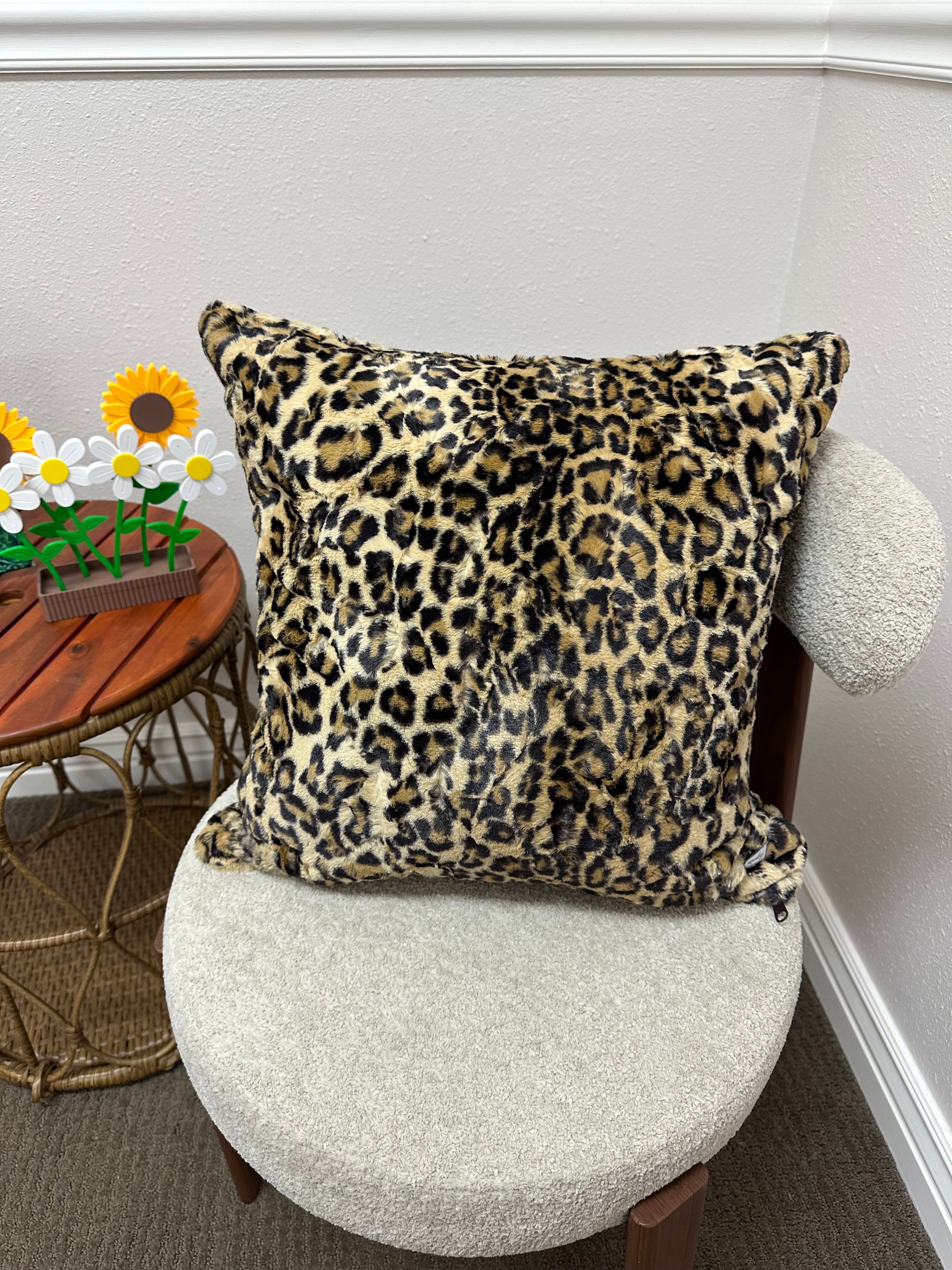 Leopard Sand Throw Pillow