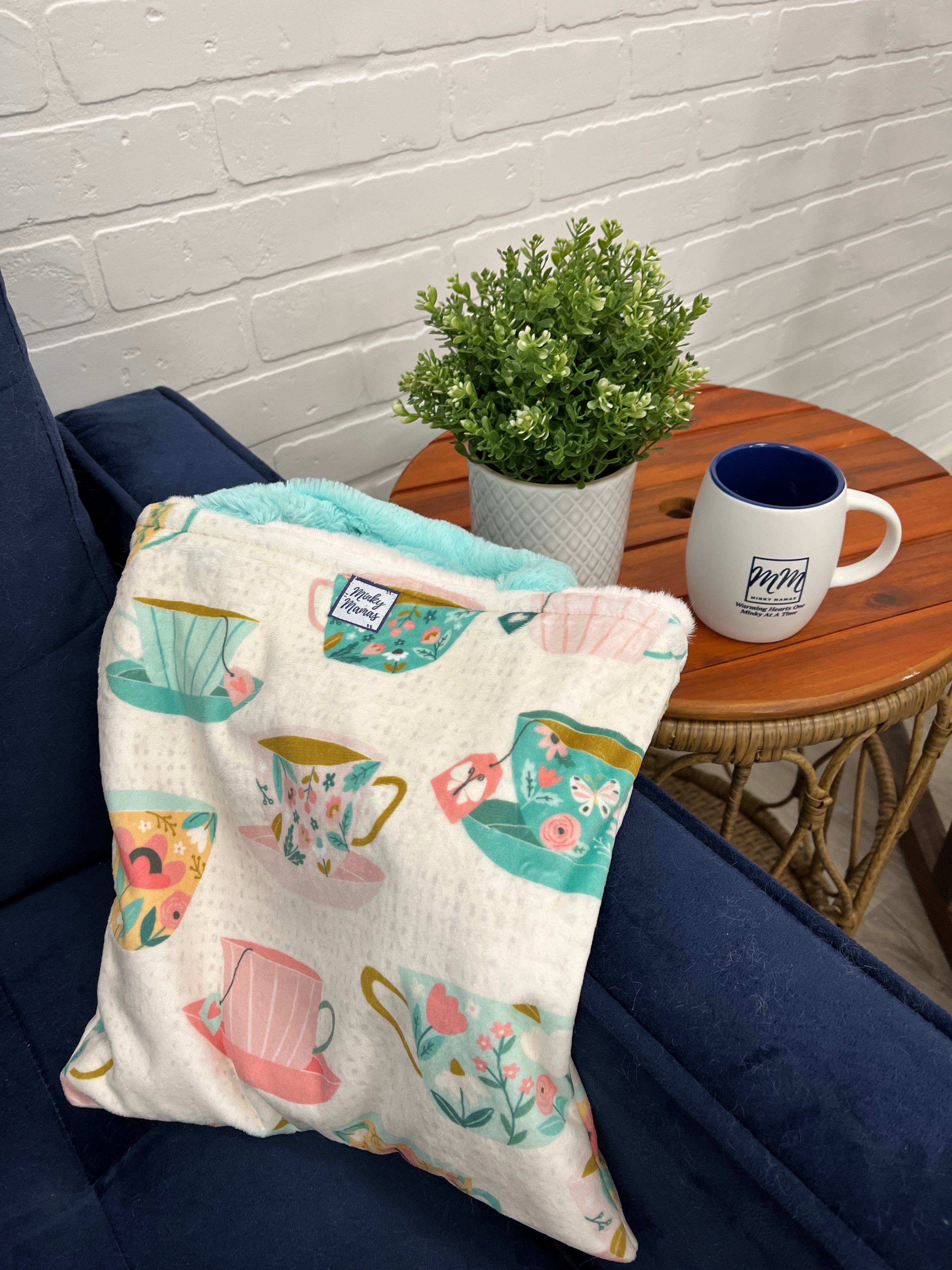 Small teacup bag