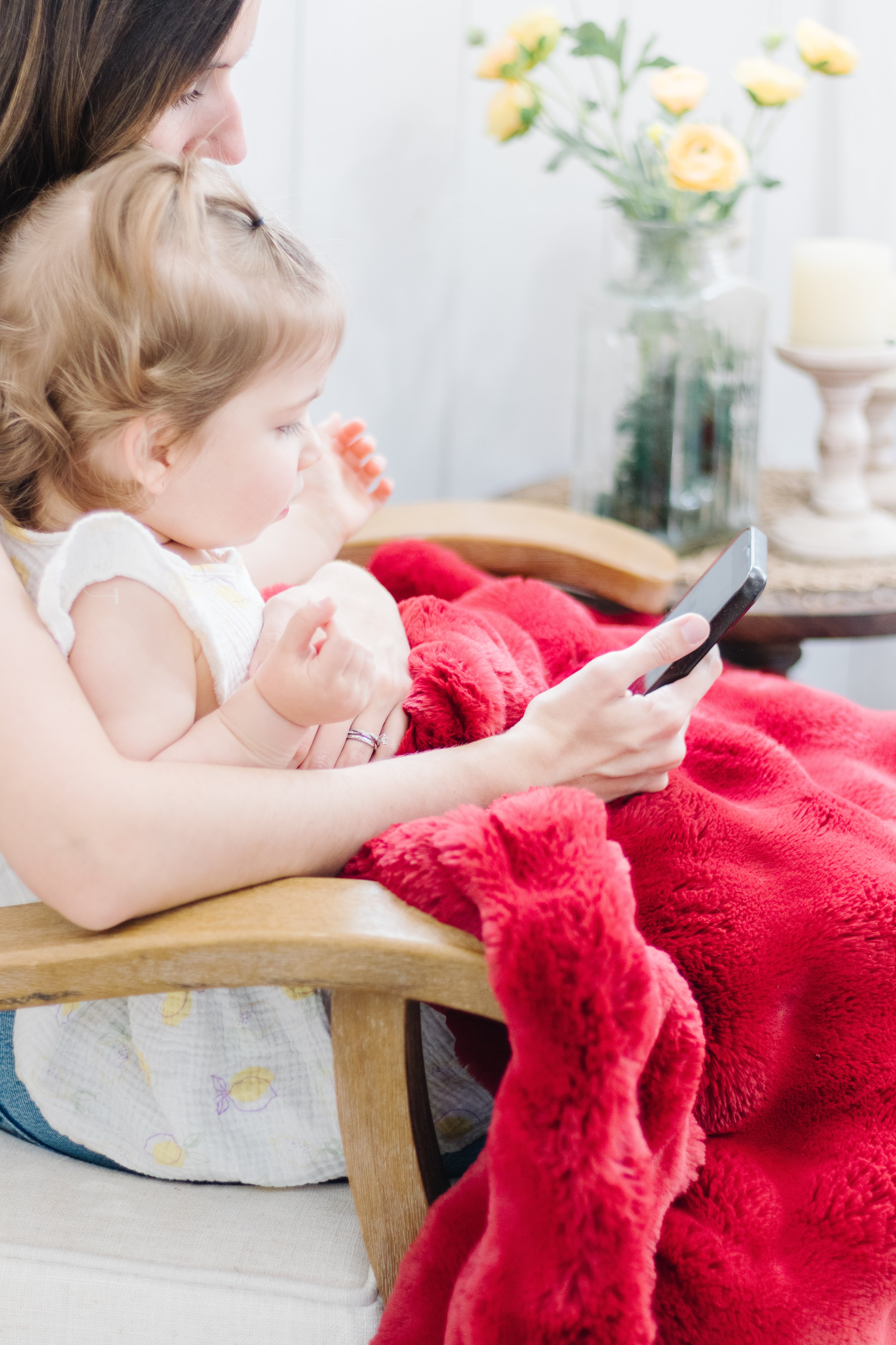 Crimson Simple Throw