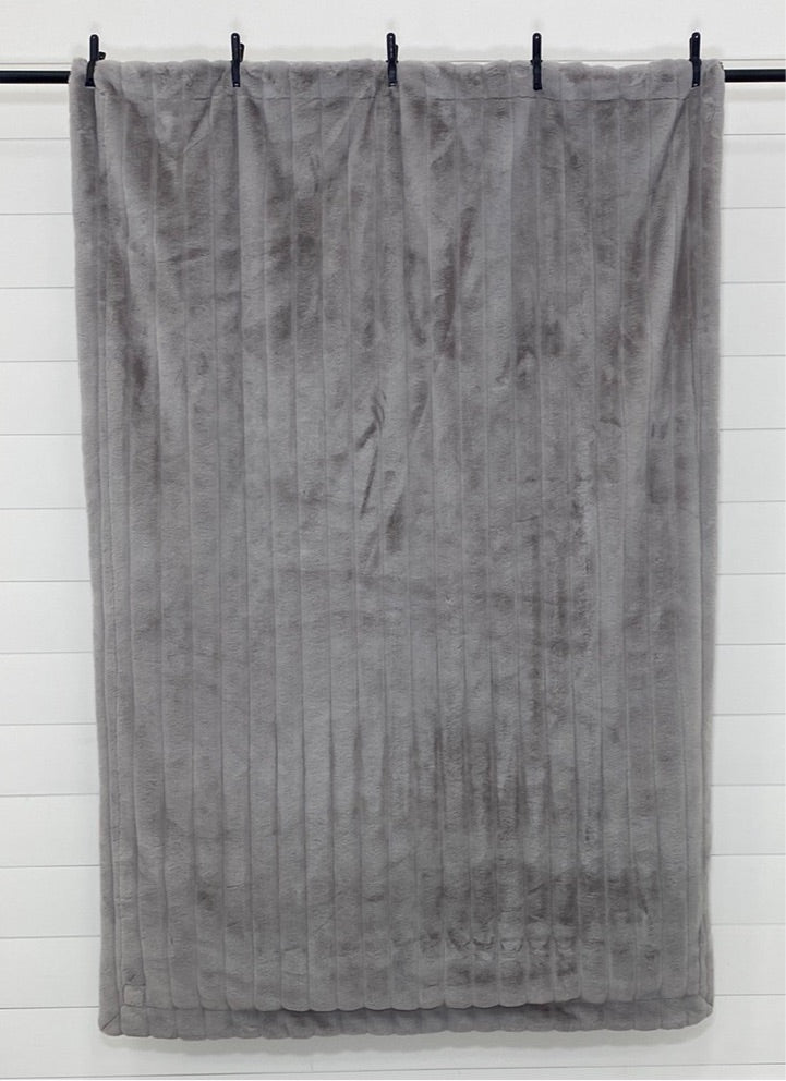 Gray Camo/Silver Koala Simple Minky Mama