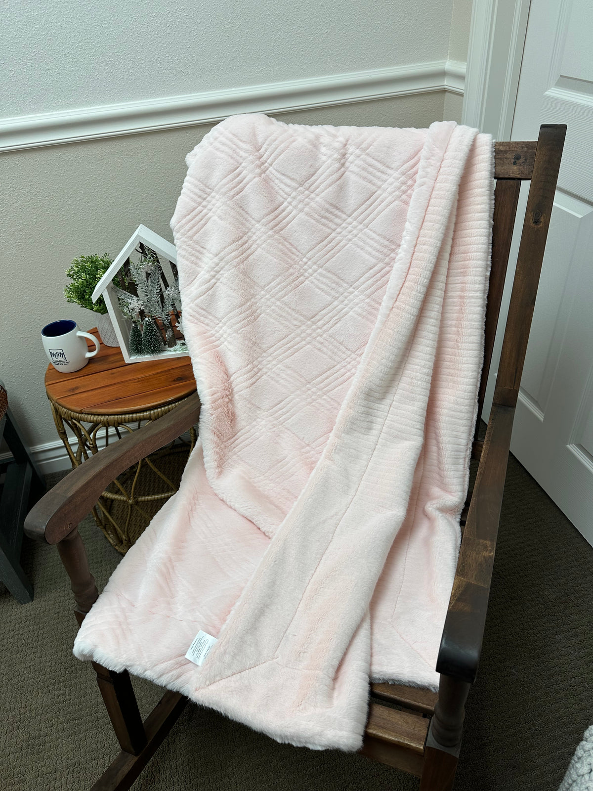 Ice Pink Quinn Throw