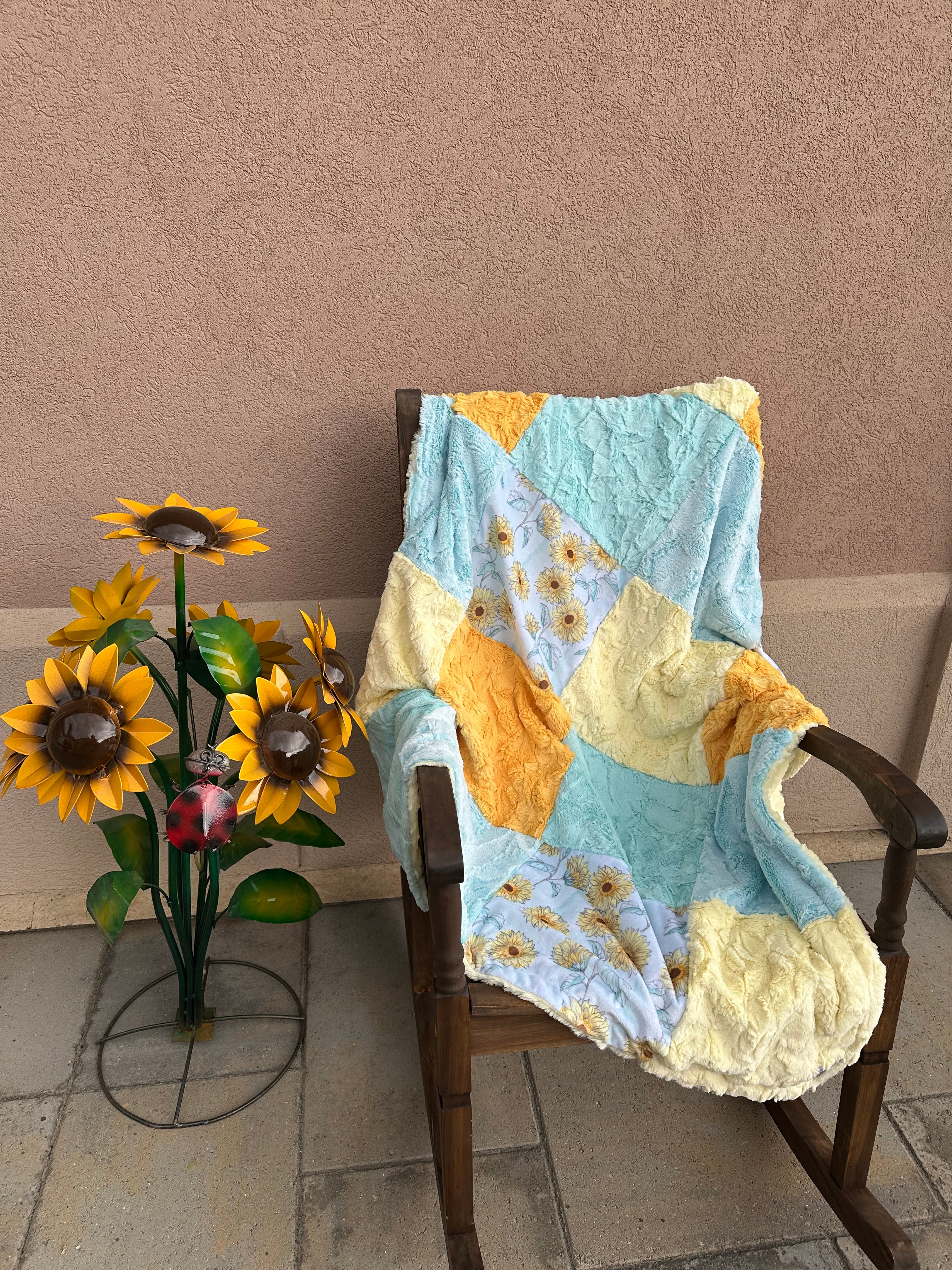 Beautiful Sunflower Throw