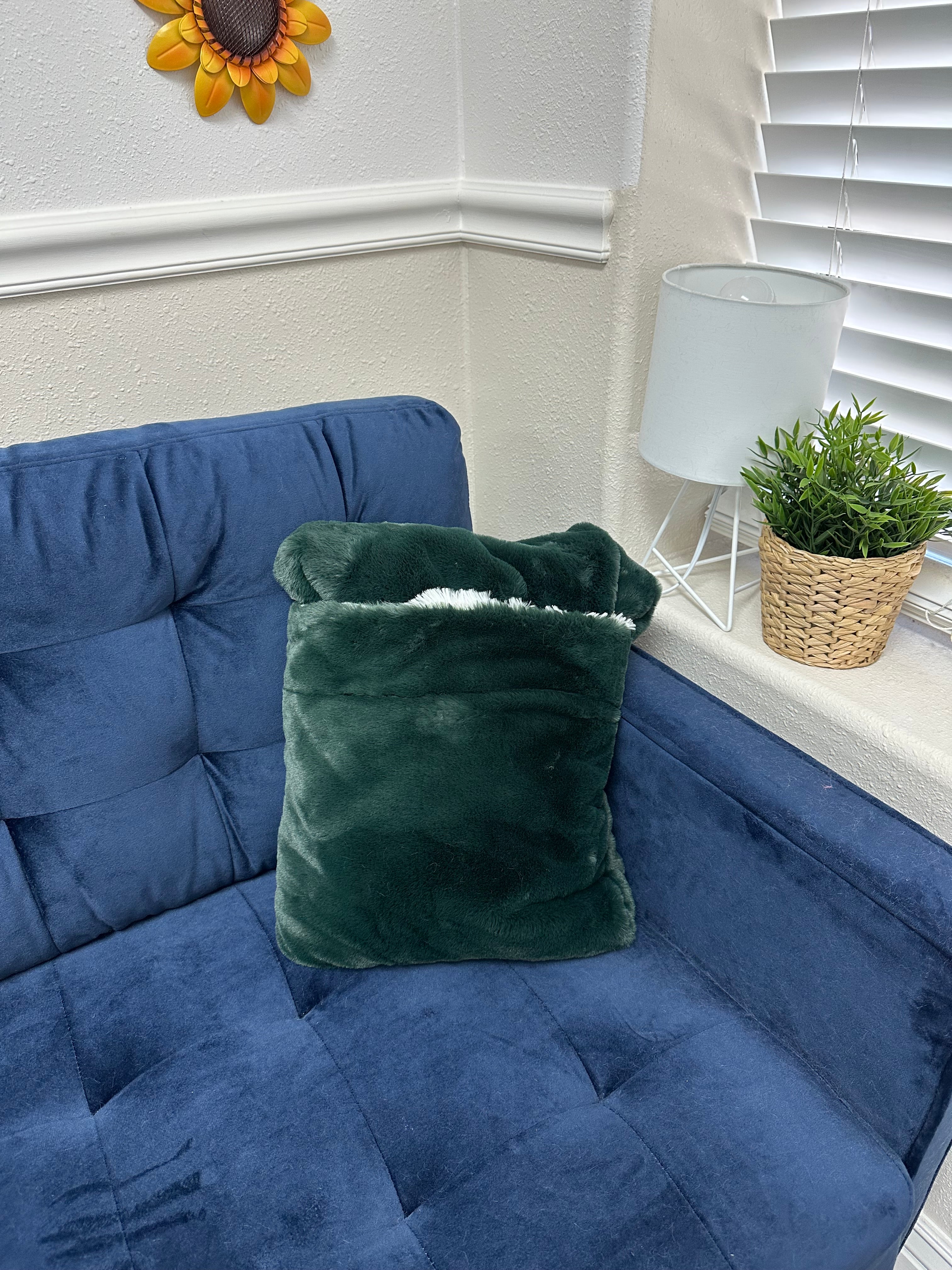 Arctic Chinchilla Travel Blanket