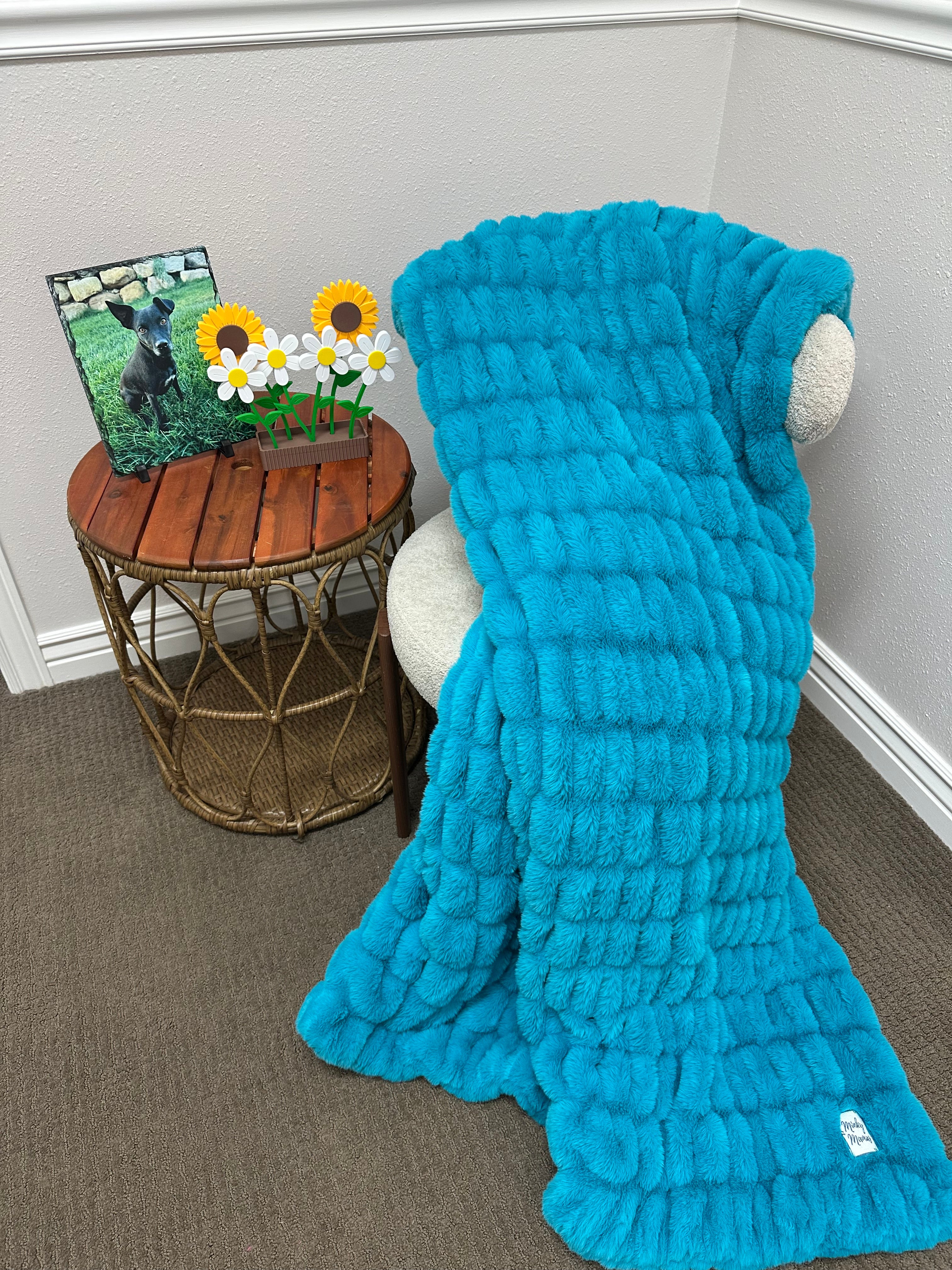 Pacific Sharpei Throw