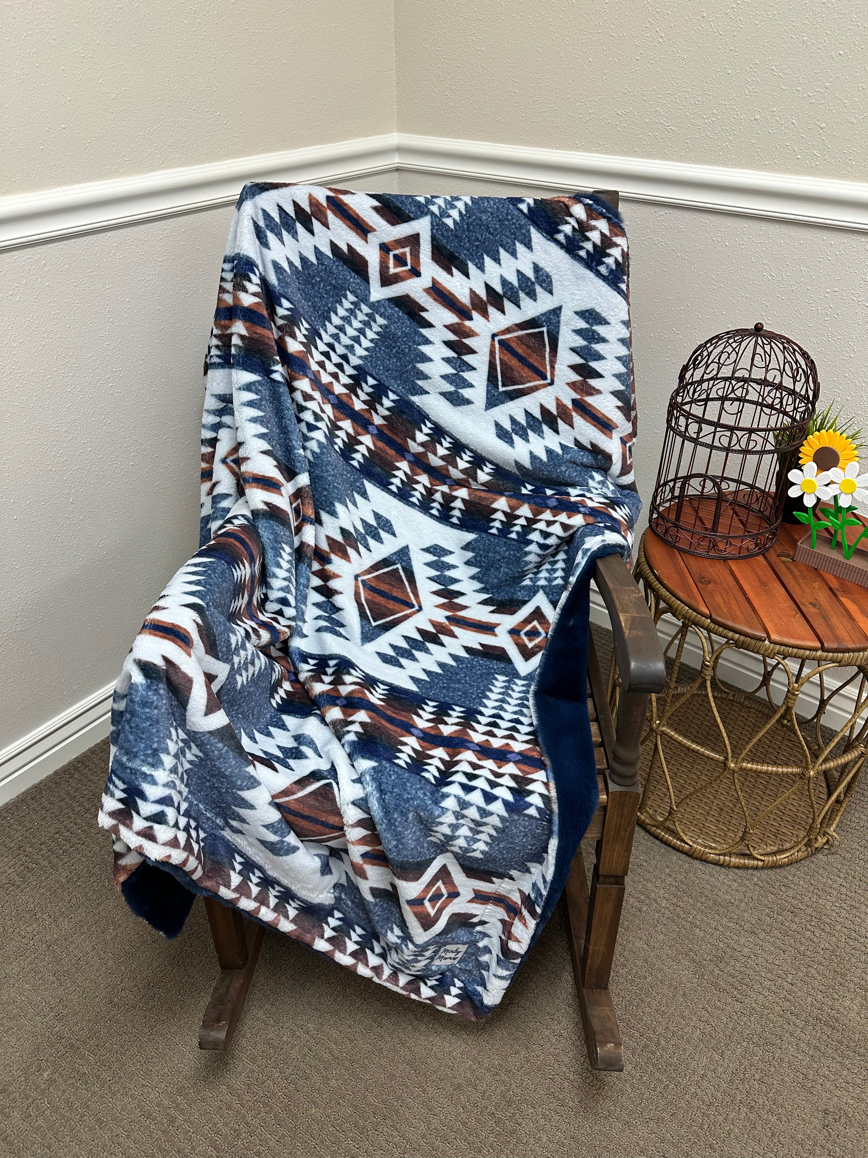 Outwest Throw