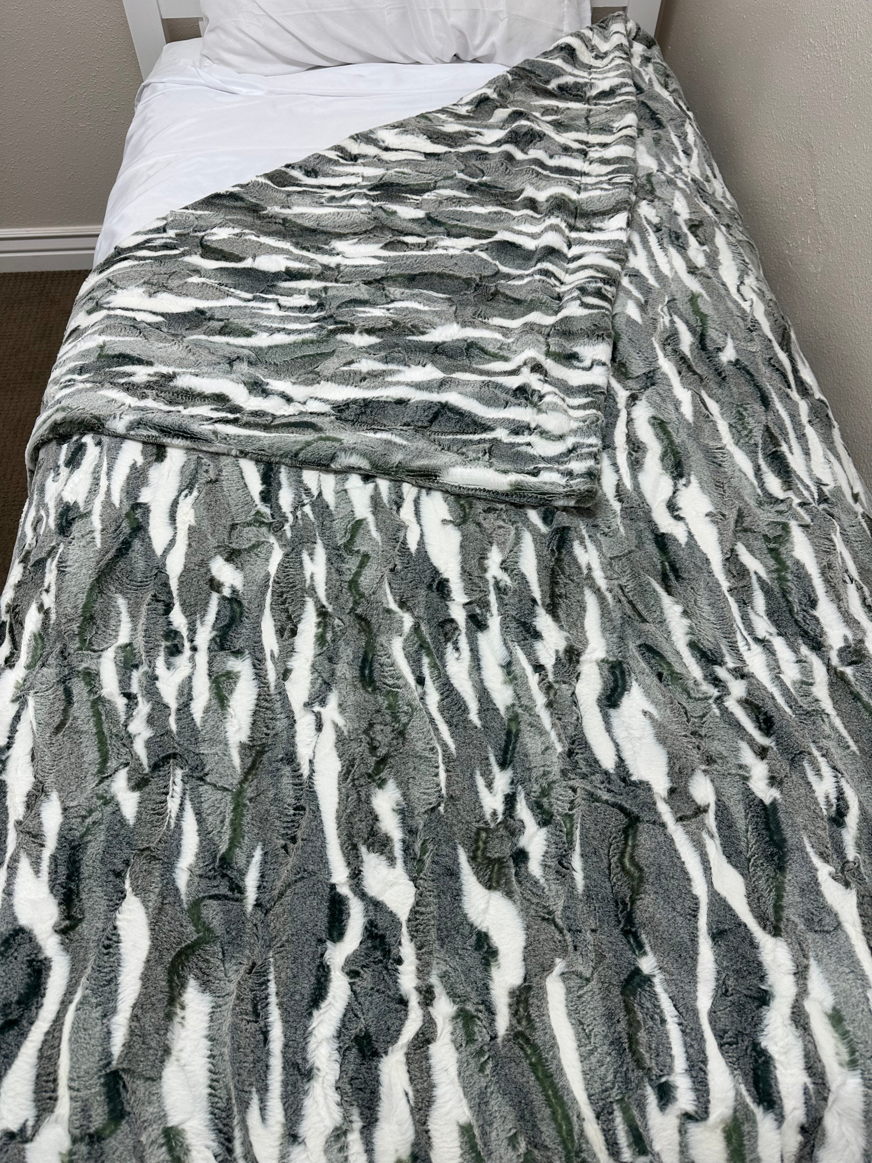 Green Himalayan Simple