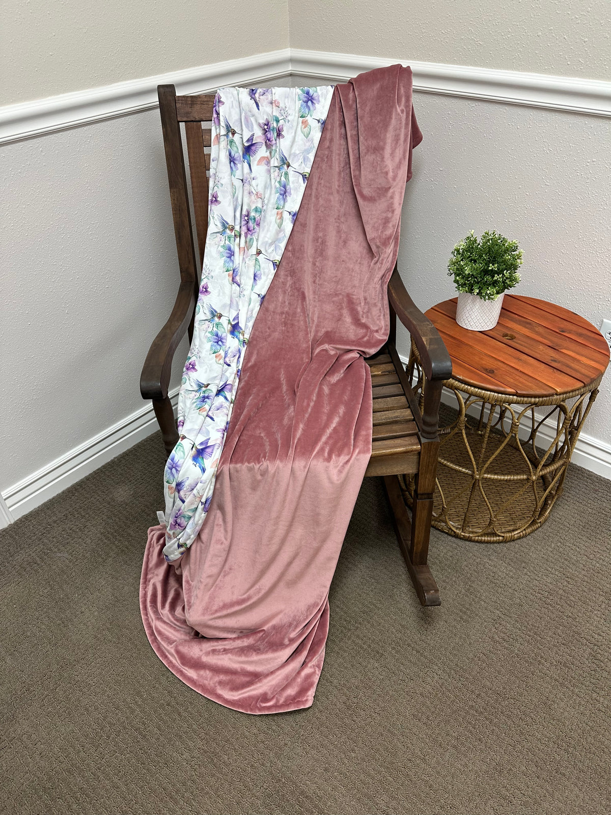 Hummingbird Marshmallow 60”x86”