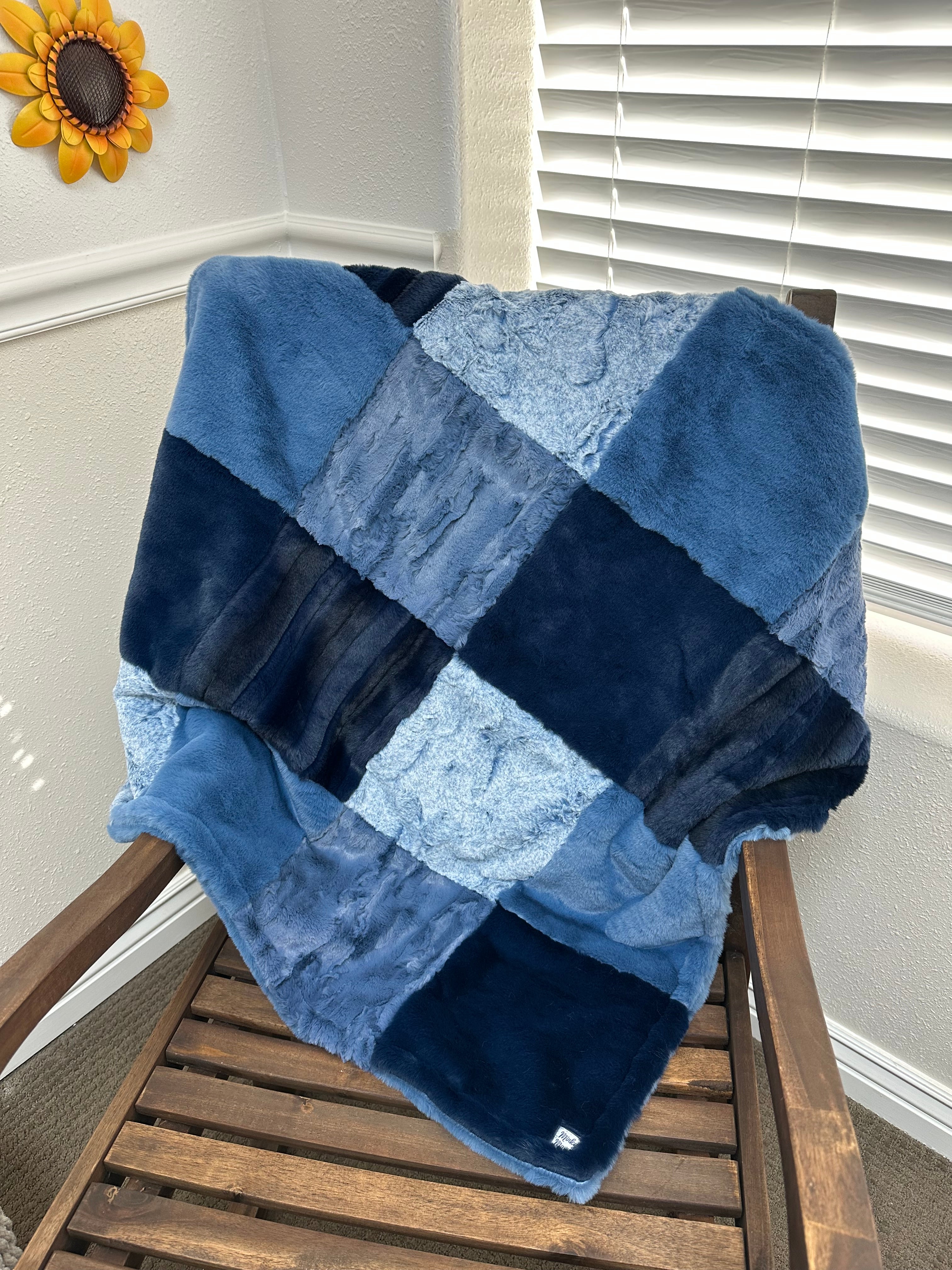 Different shades of blue Infant