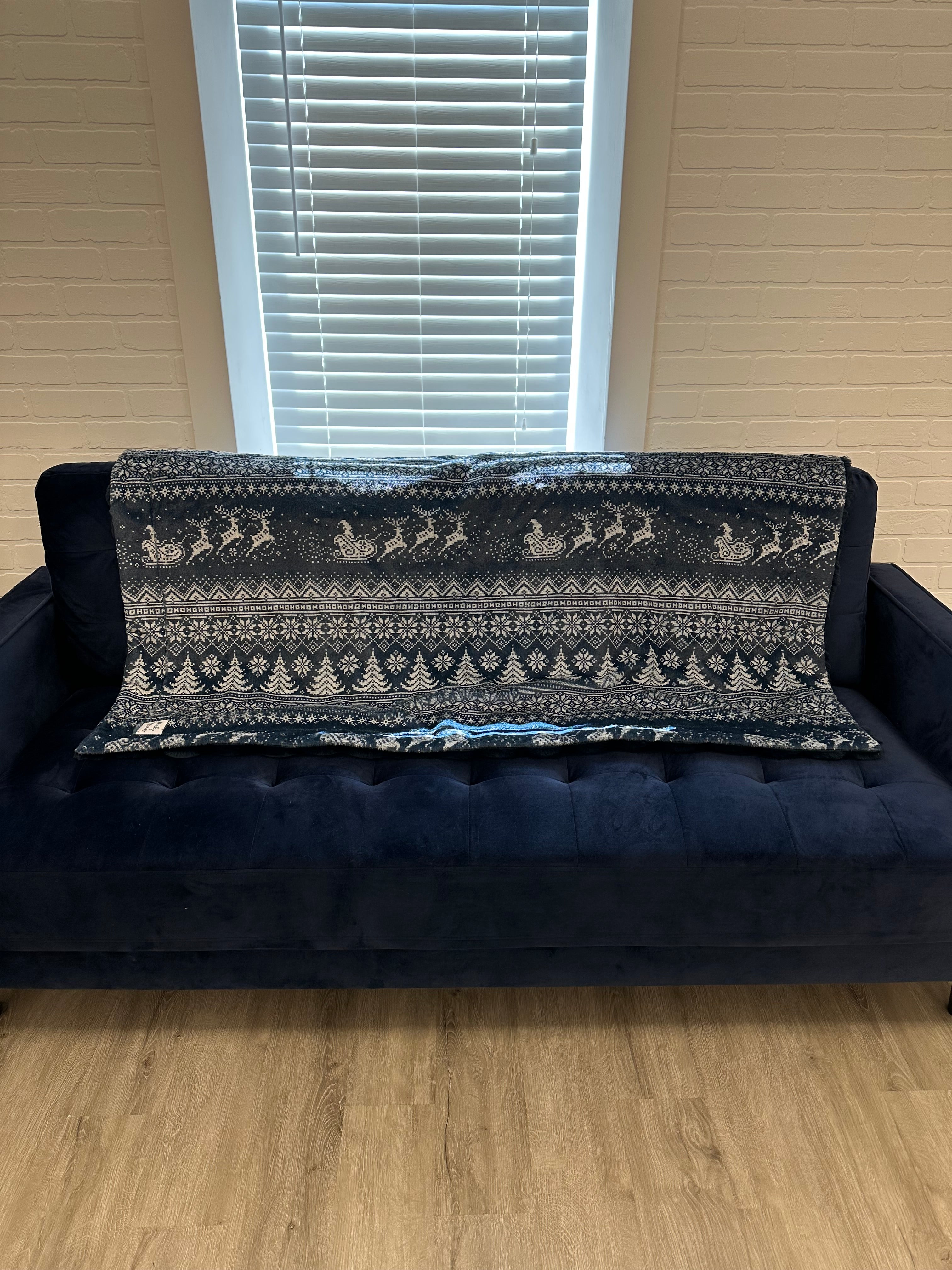 Christmas Blue Thrap