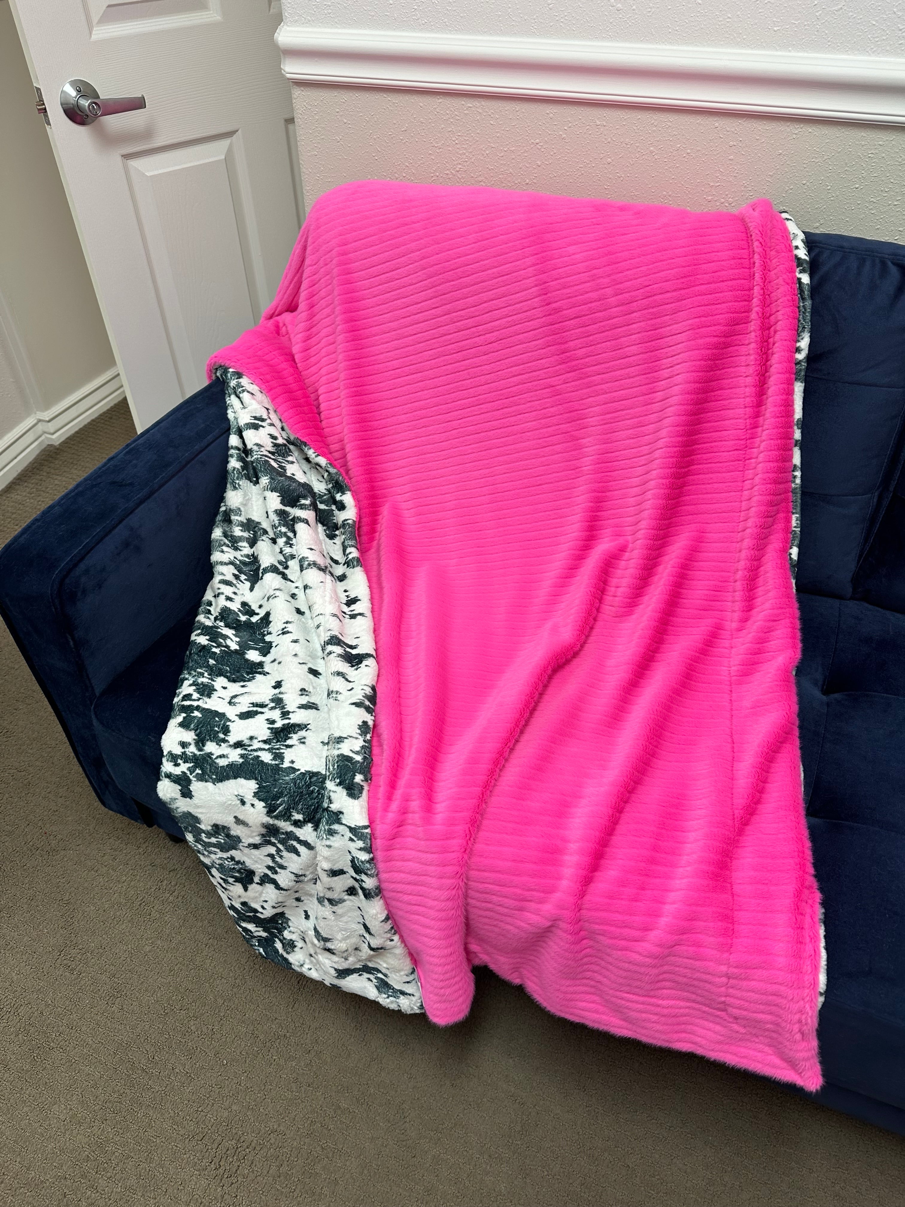 Think Pink Jersey speckled Calf Throw