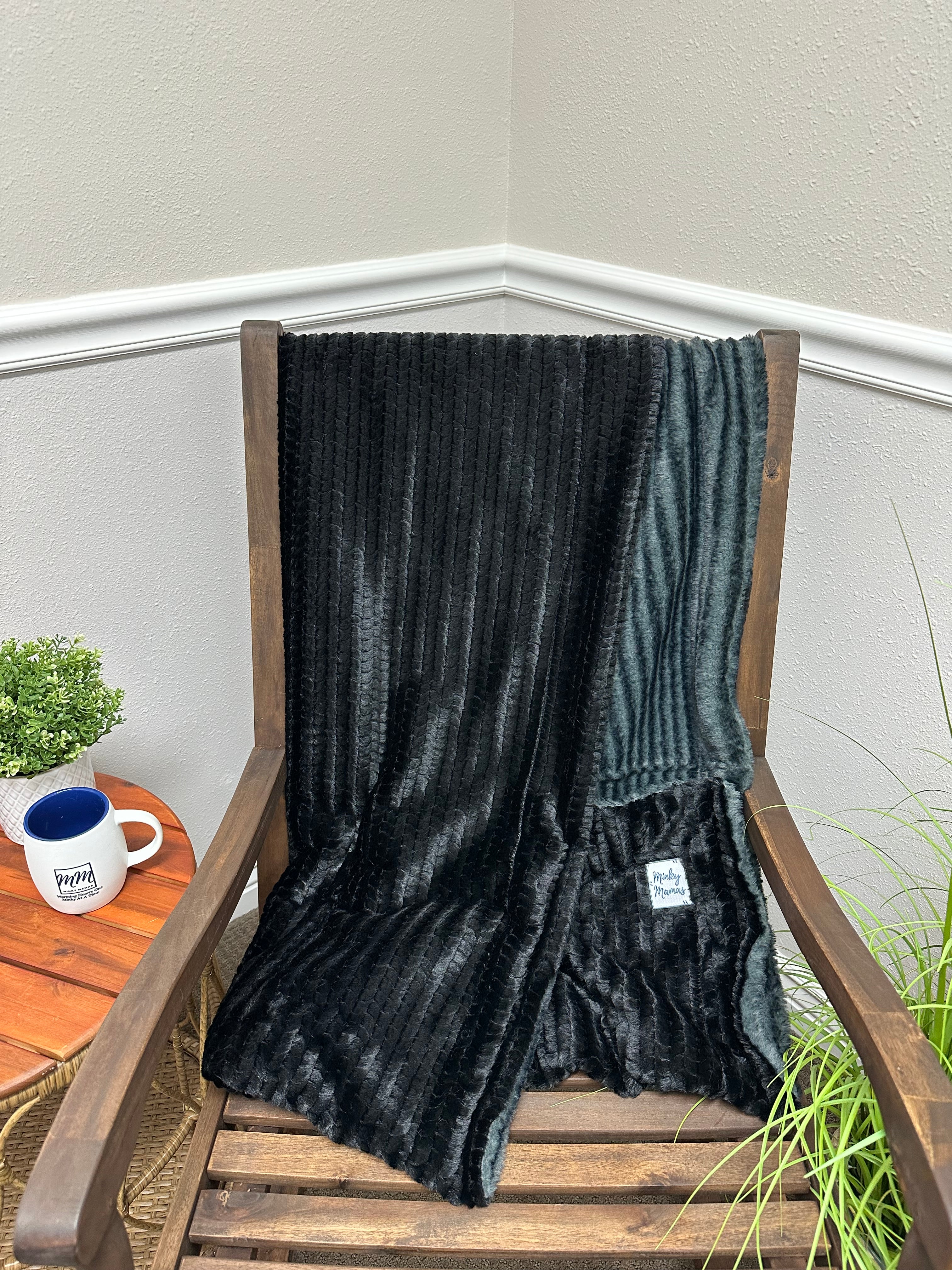 Misfit Dakota Travel Blanket
