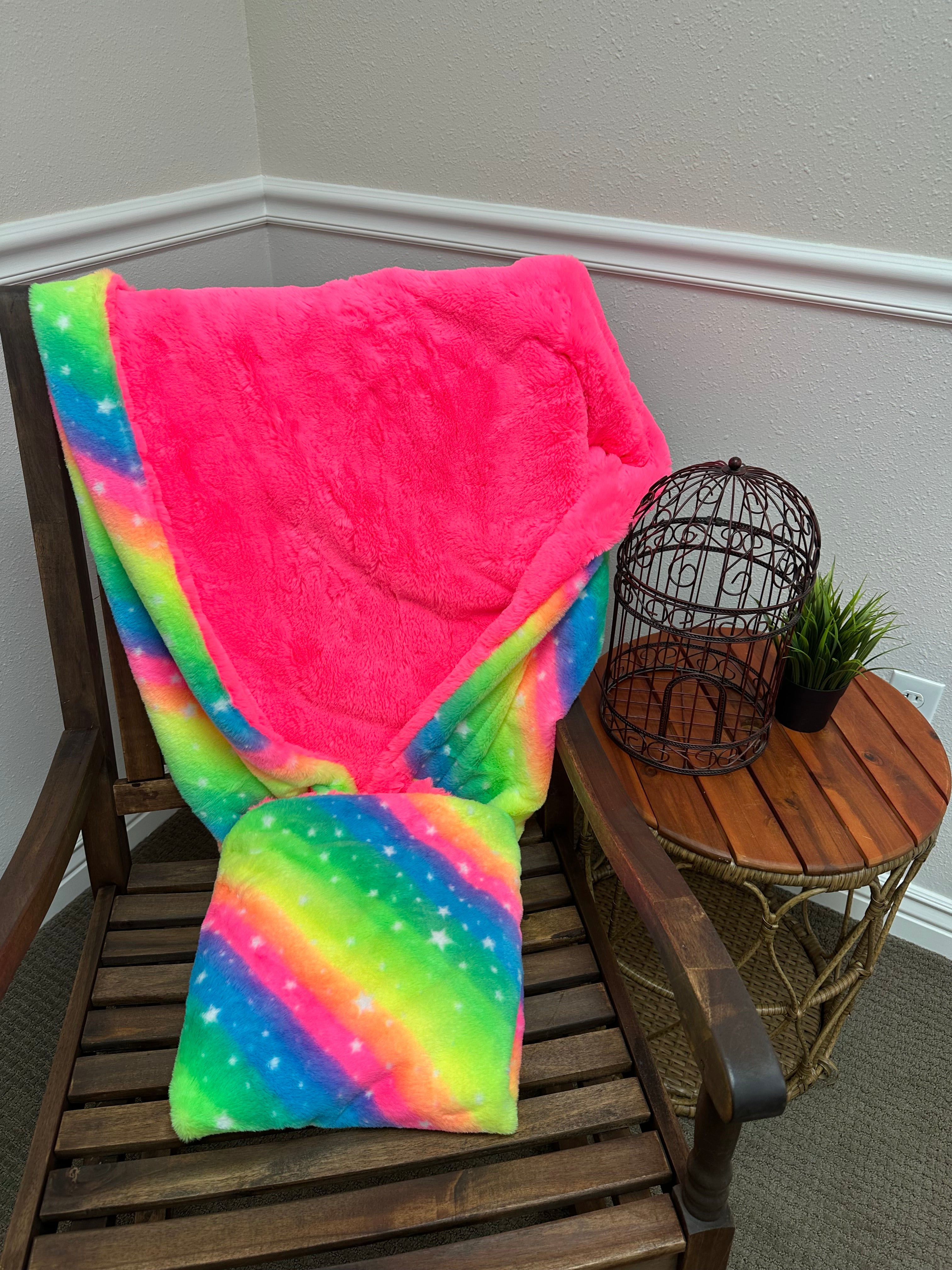 UV light Reactive Twinkle Rainbow Travel Blanket