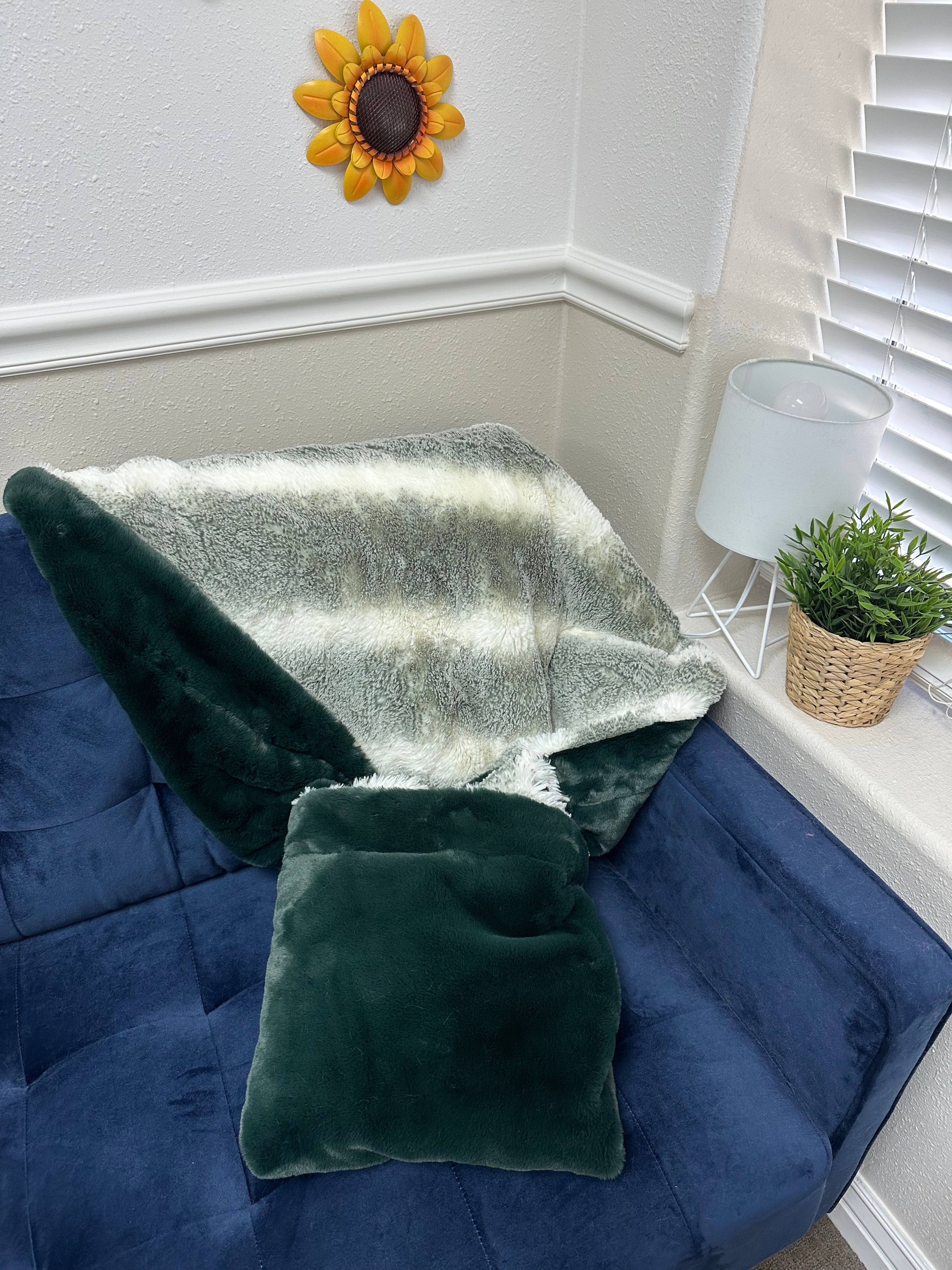 Arctic Chinchilla Travel Blanket