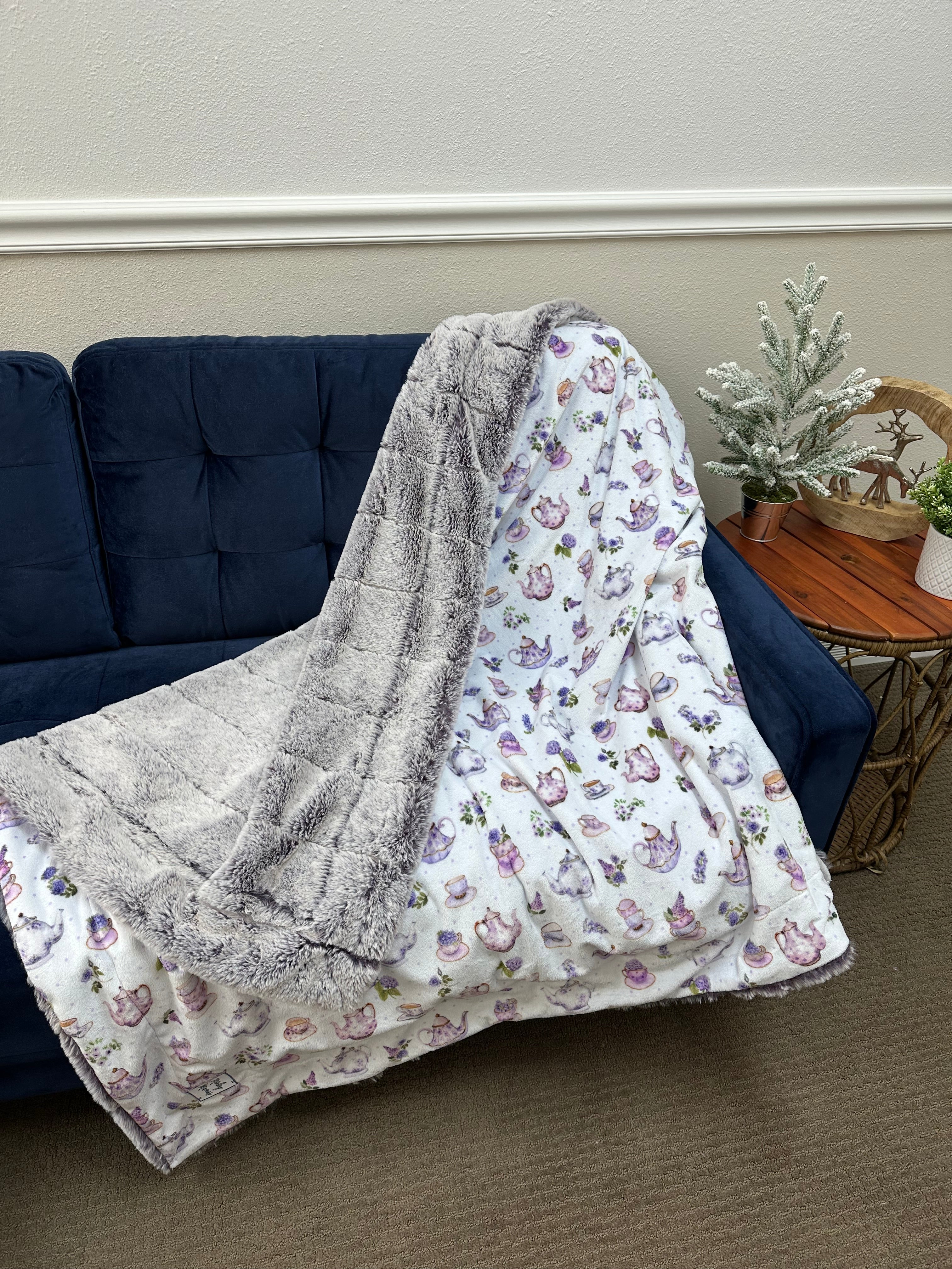 Teapot Hush Throw