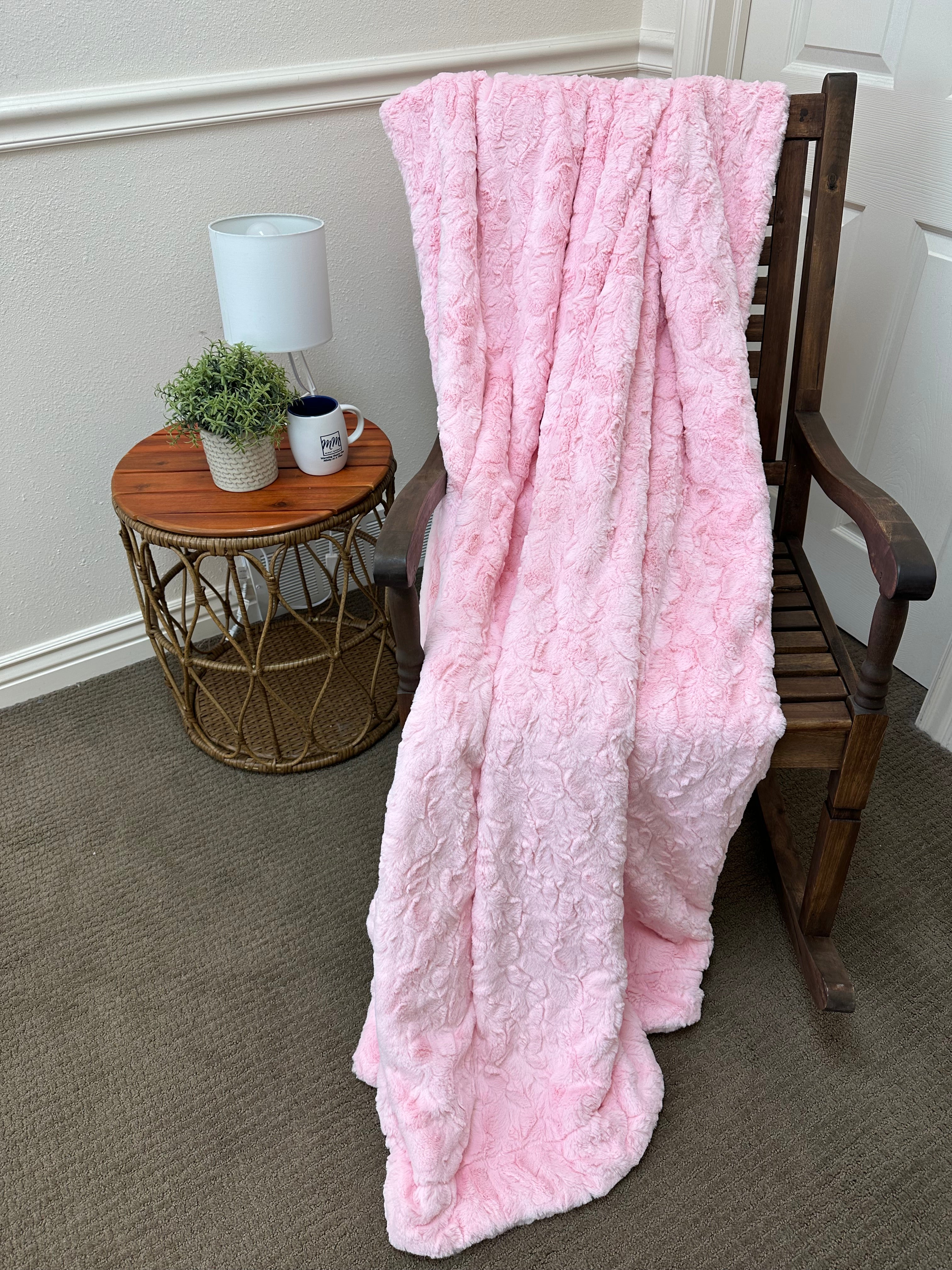 Pink Bella Simple Minky Mama