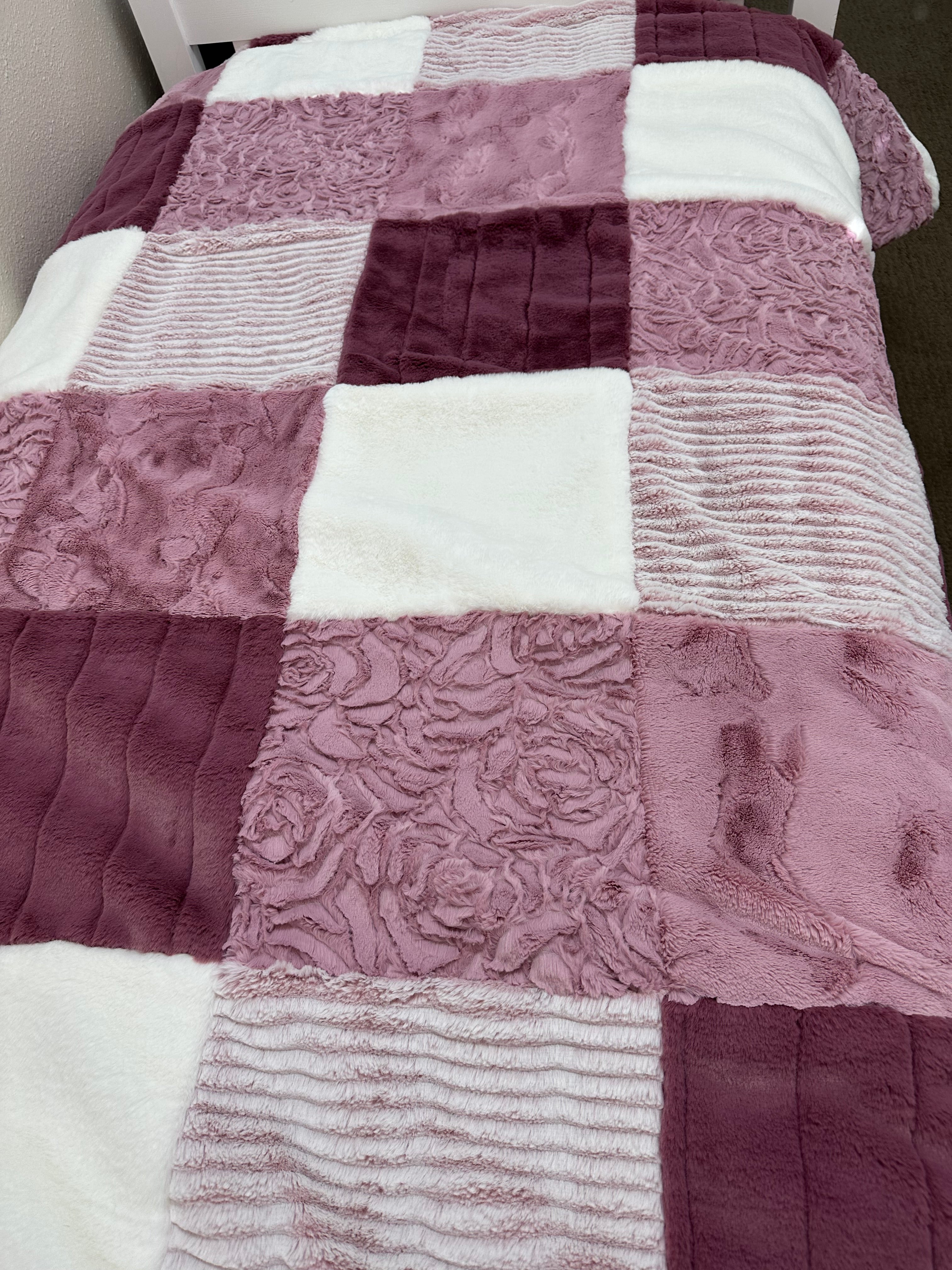 Demi Rose Minky Mama