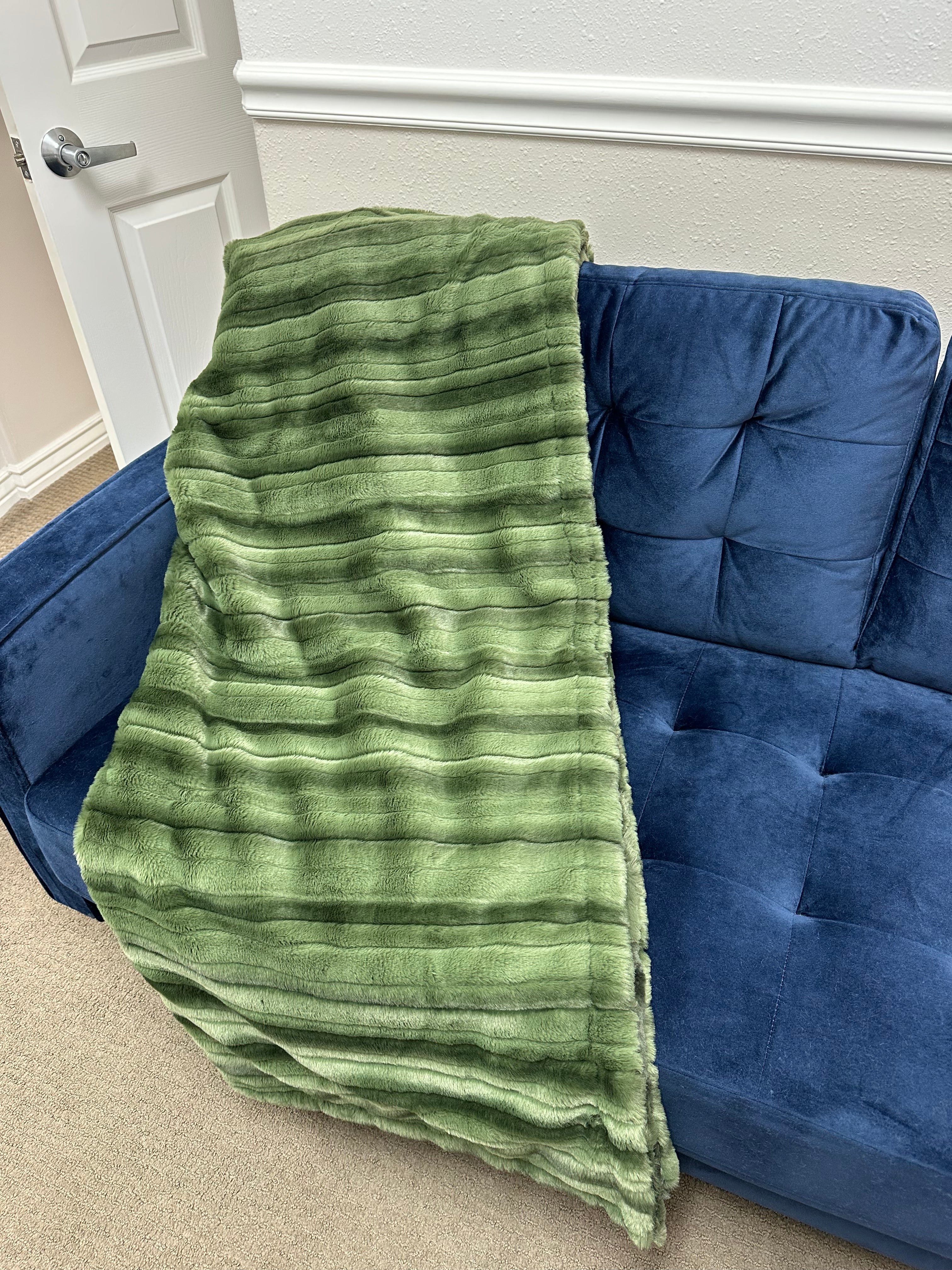 Chive Throw