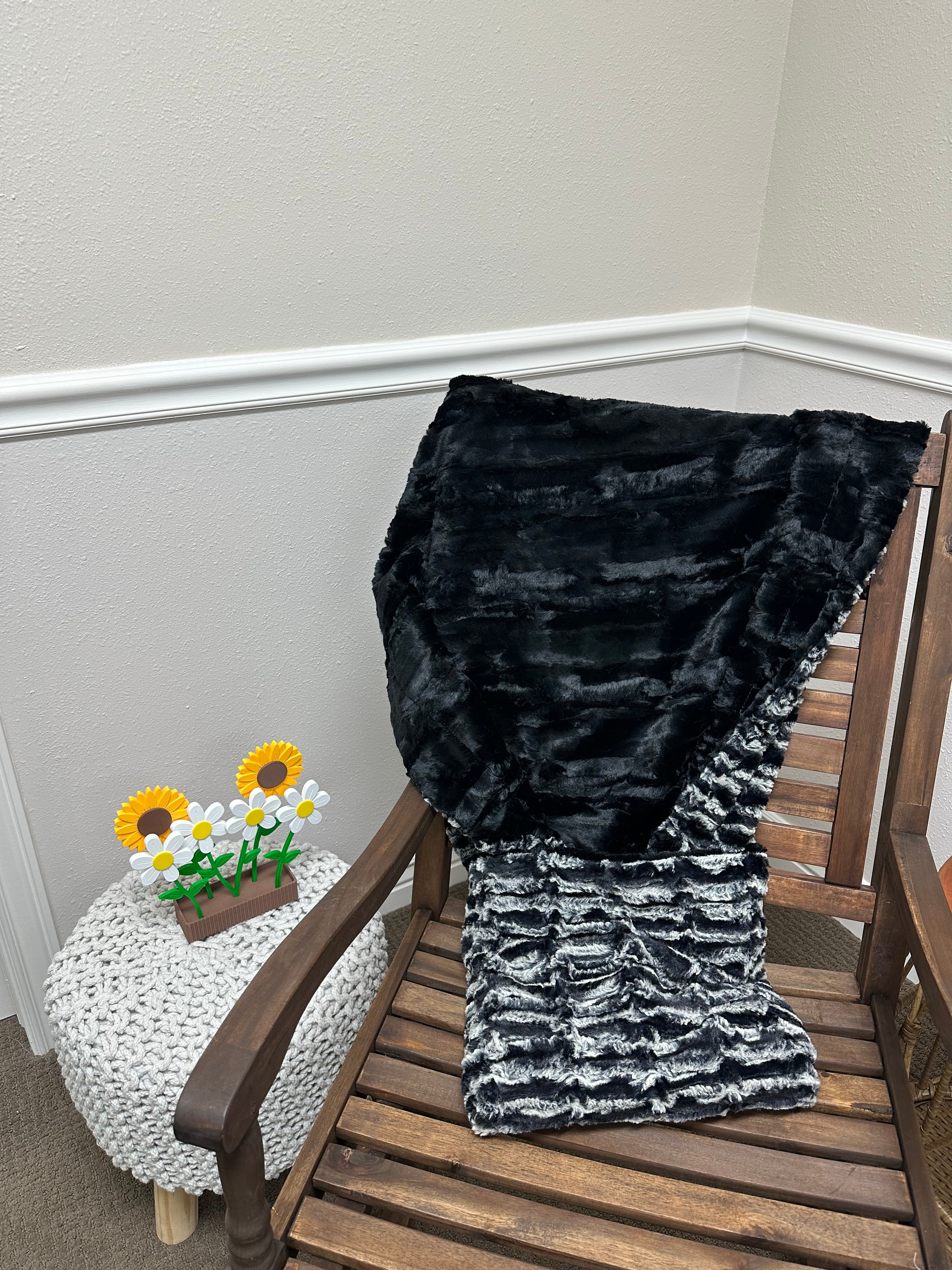 Lapin Travel Blanket