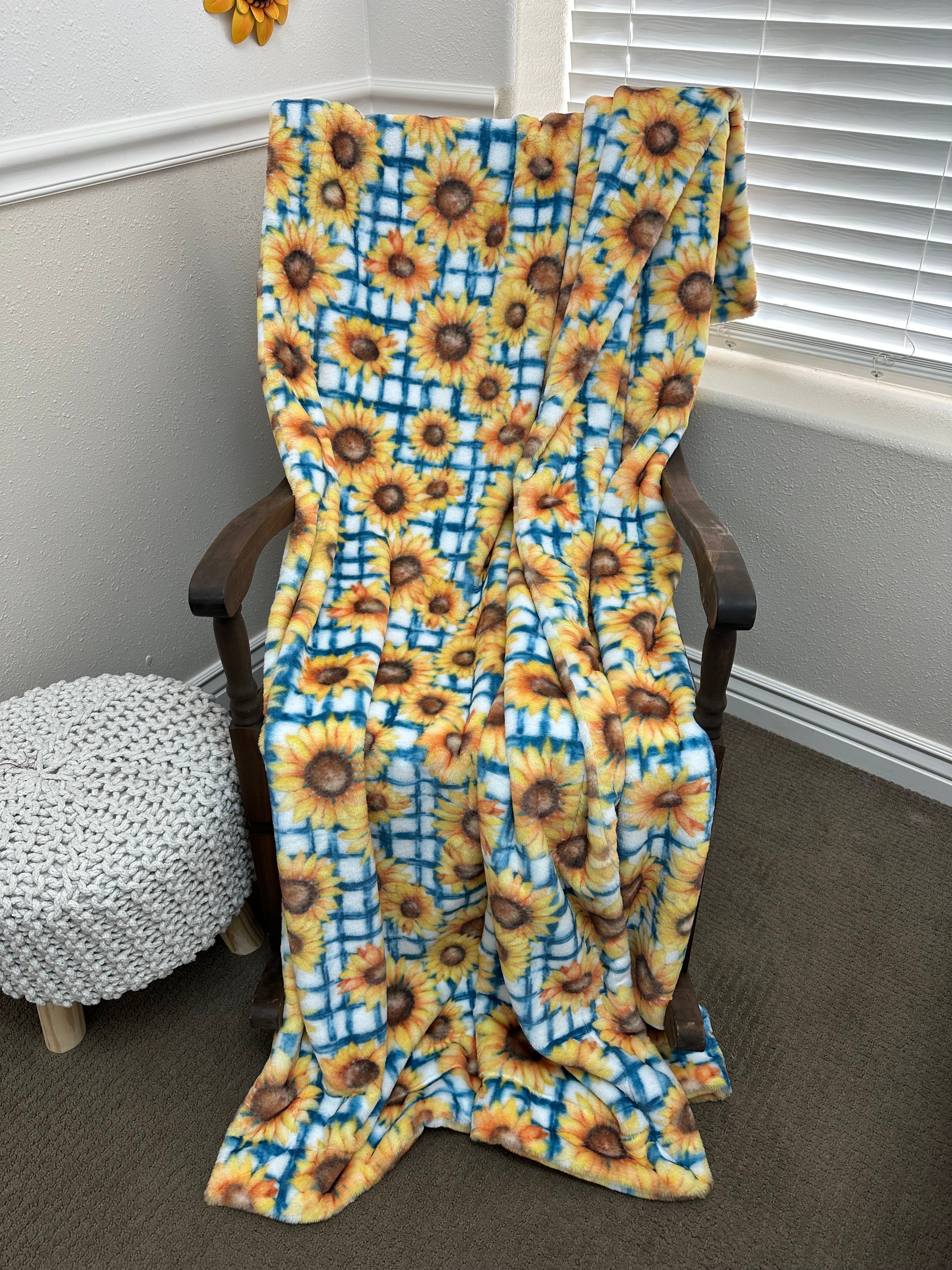 Sunflower Simple Minky Mama