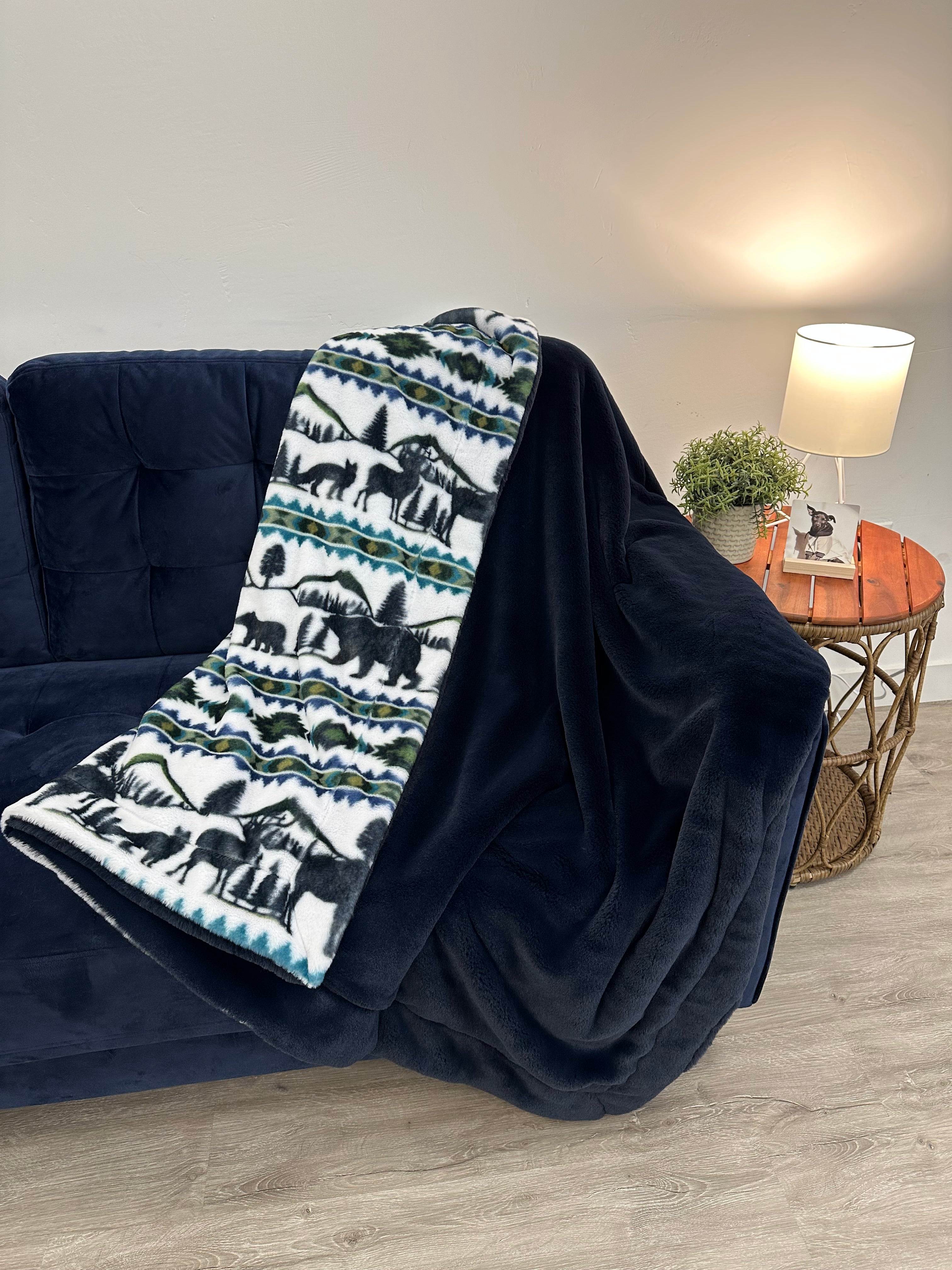 Bear Print Simple Throw