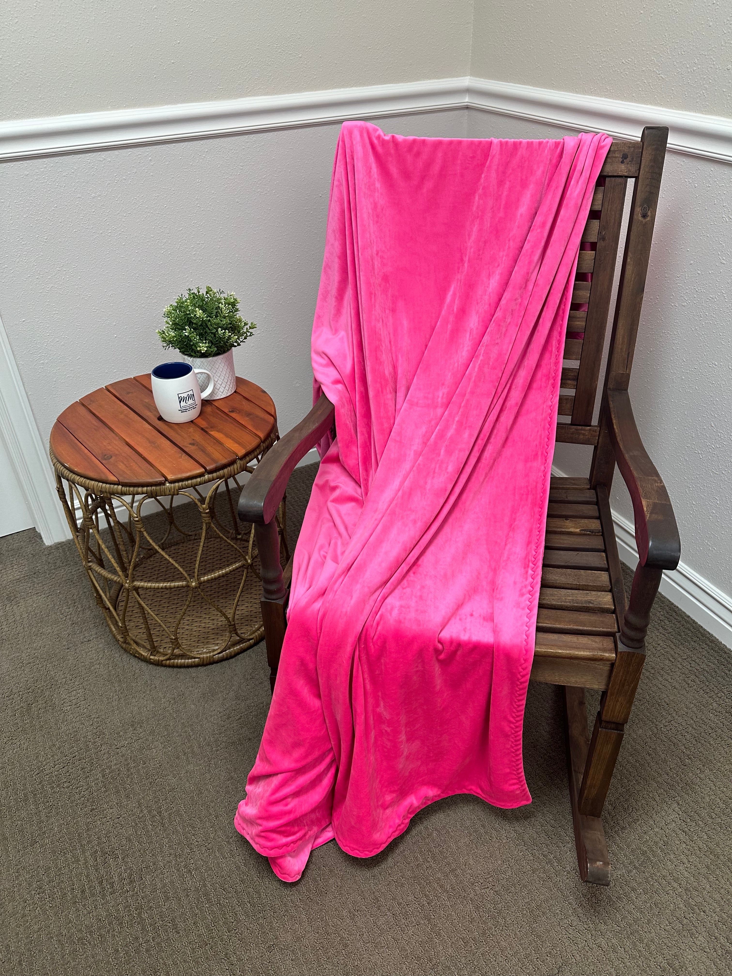 Think Pink 60”x72” Marshmallow