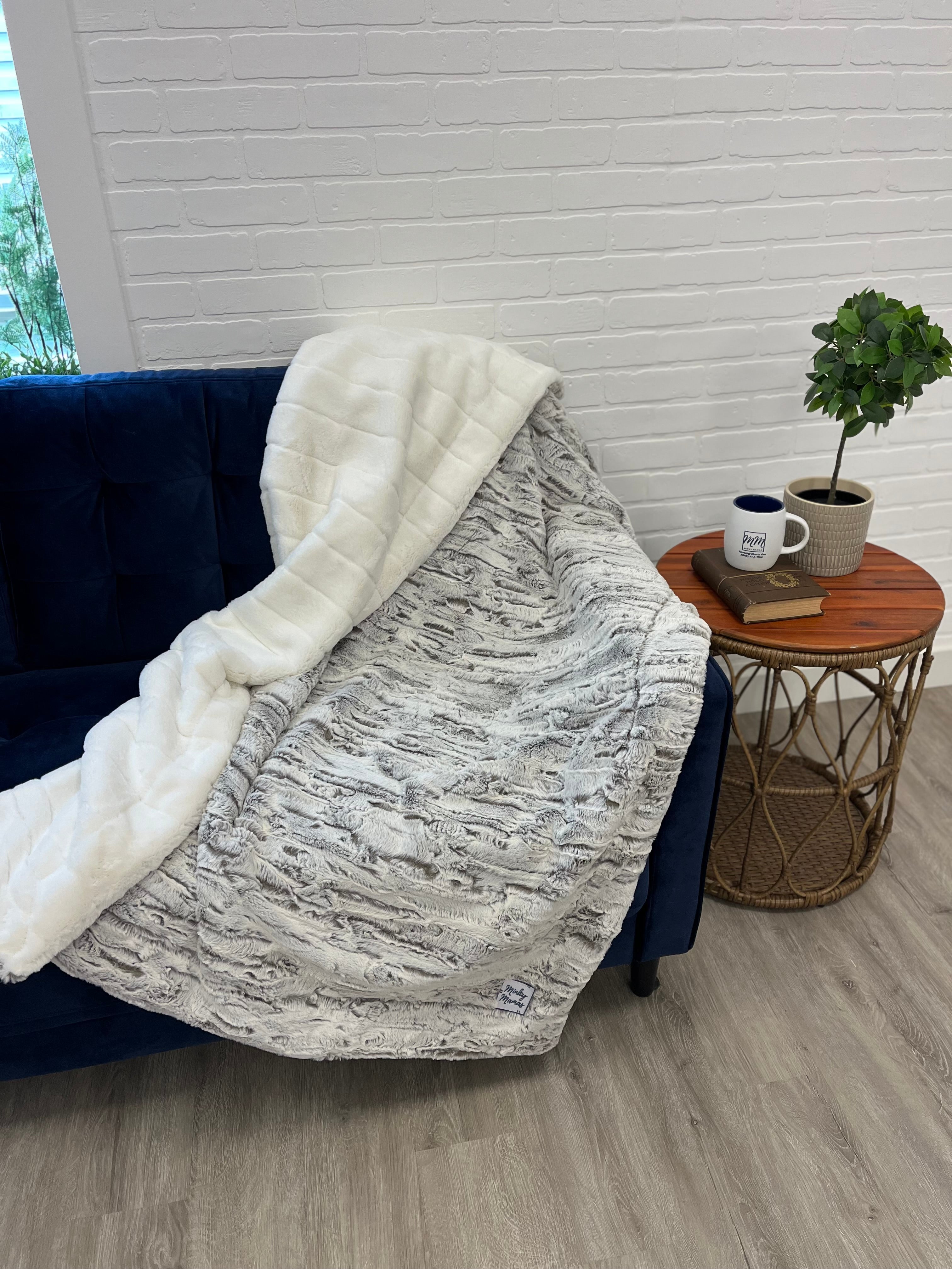 Neutral Simple Throw