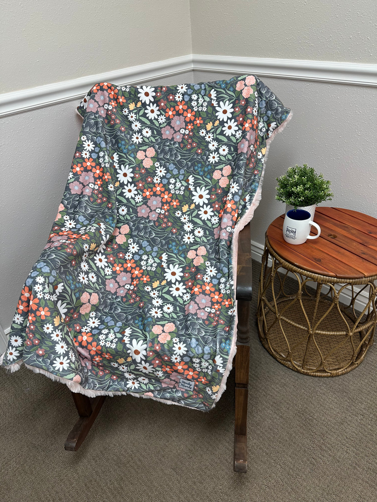 Floral Thrap
