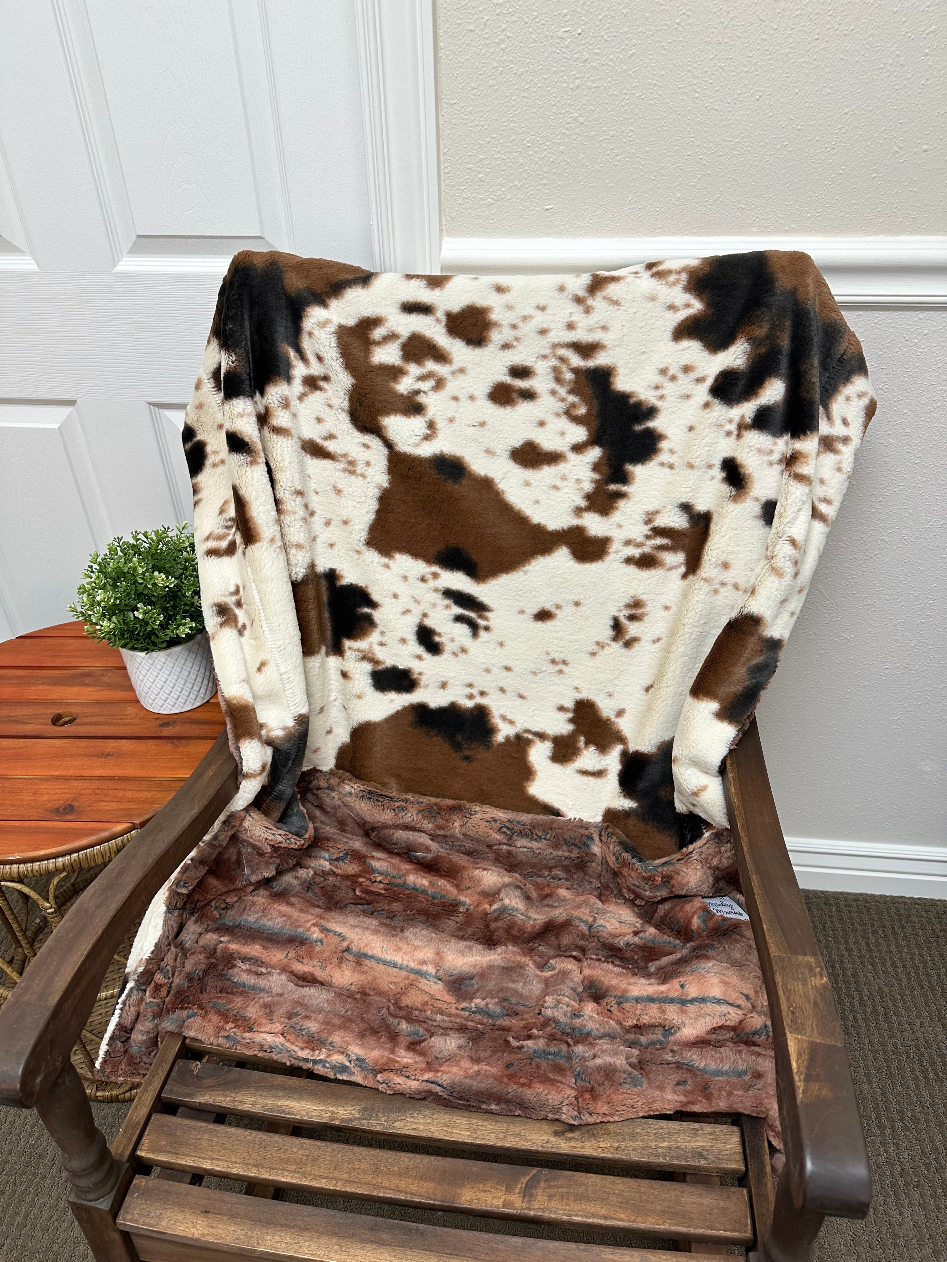 Pony and Fox travel pillow