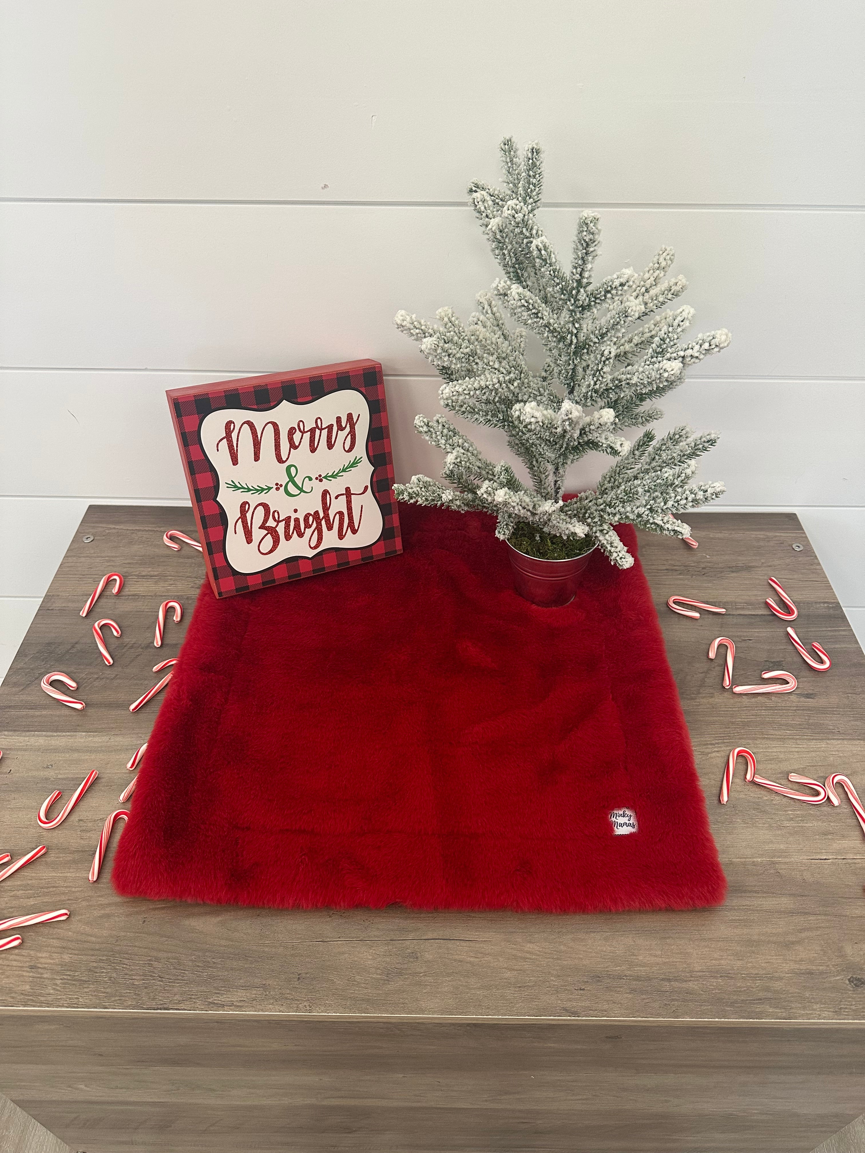 Christmas Red Lovie