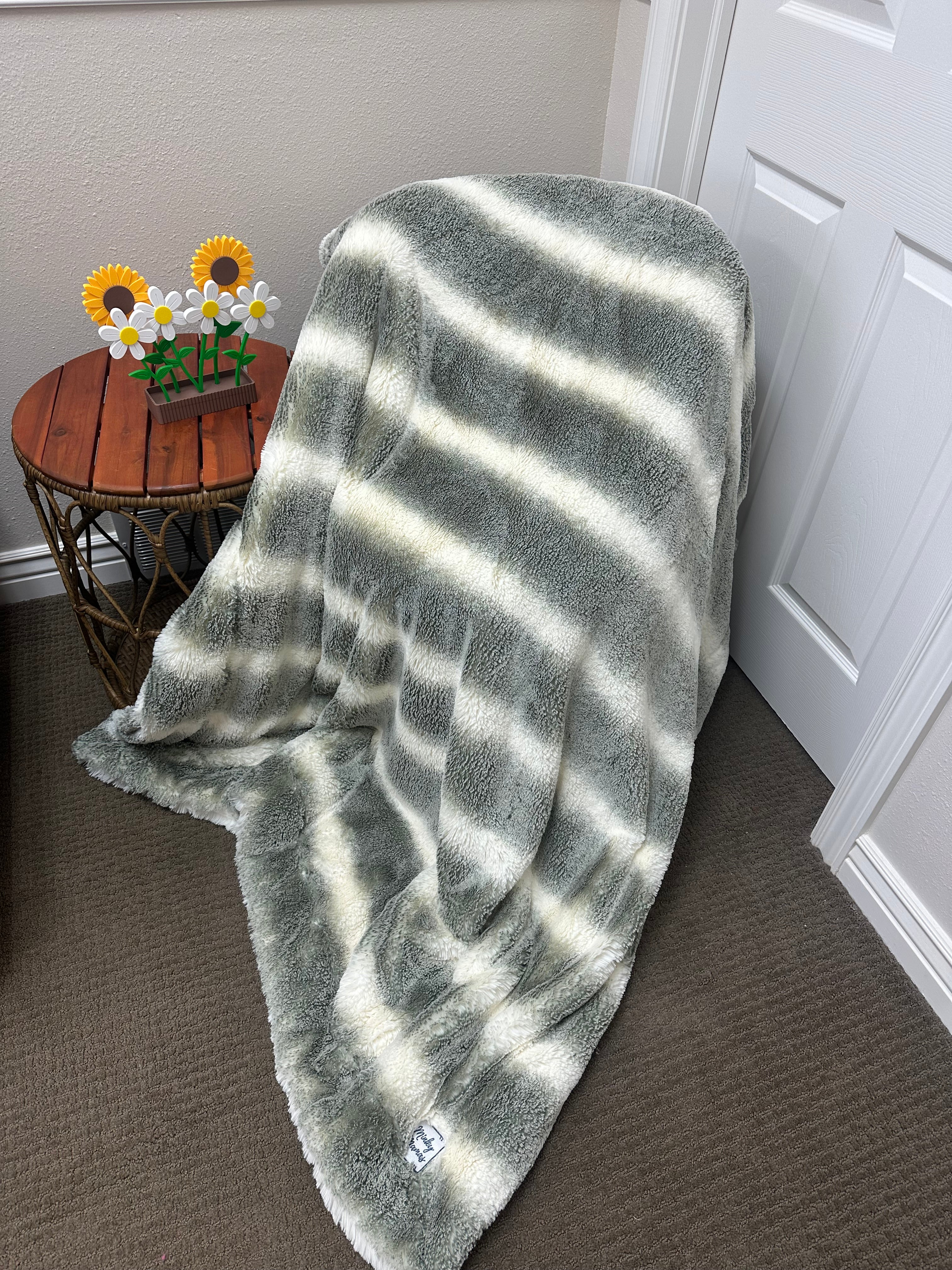 Ivy Arctic Chinchilla