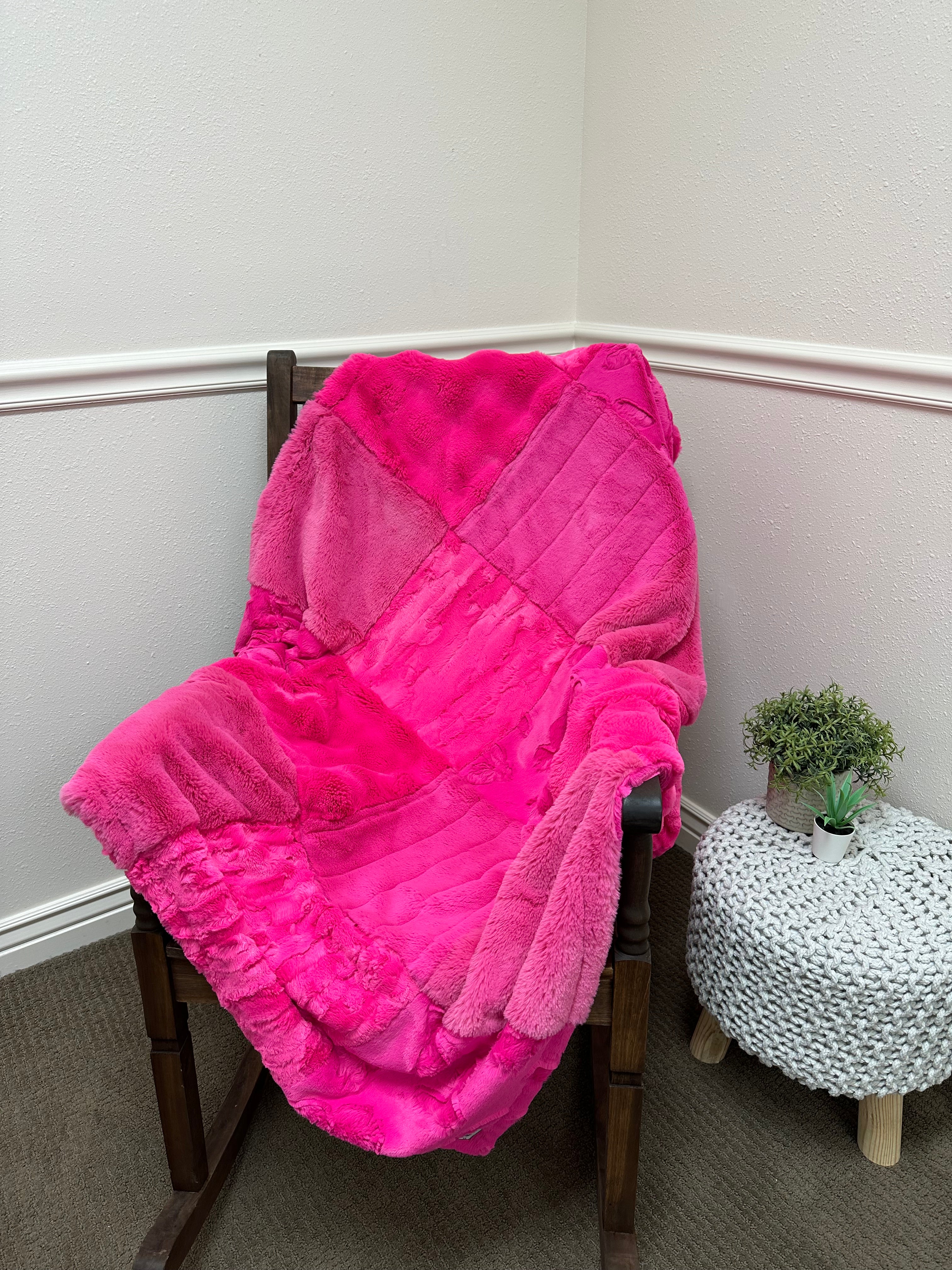 All hot pink Throw