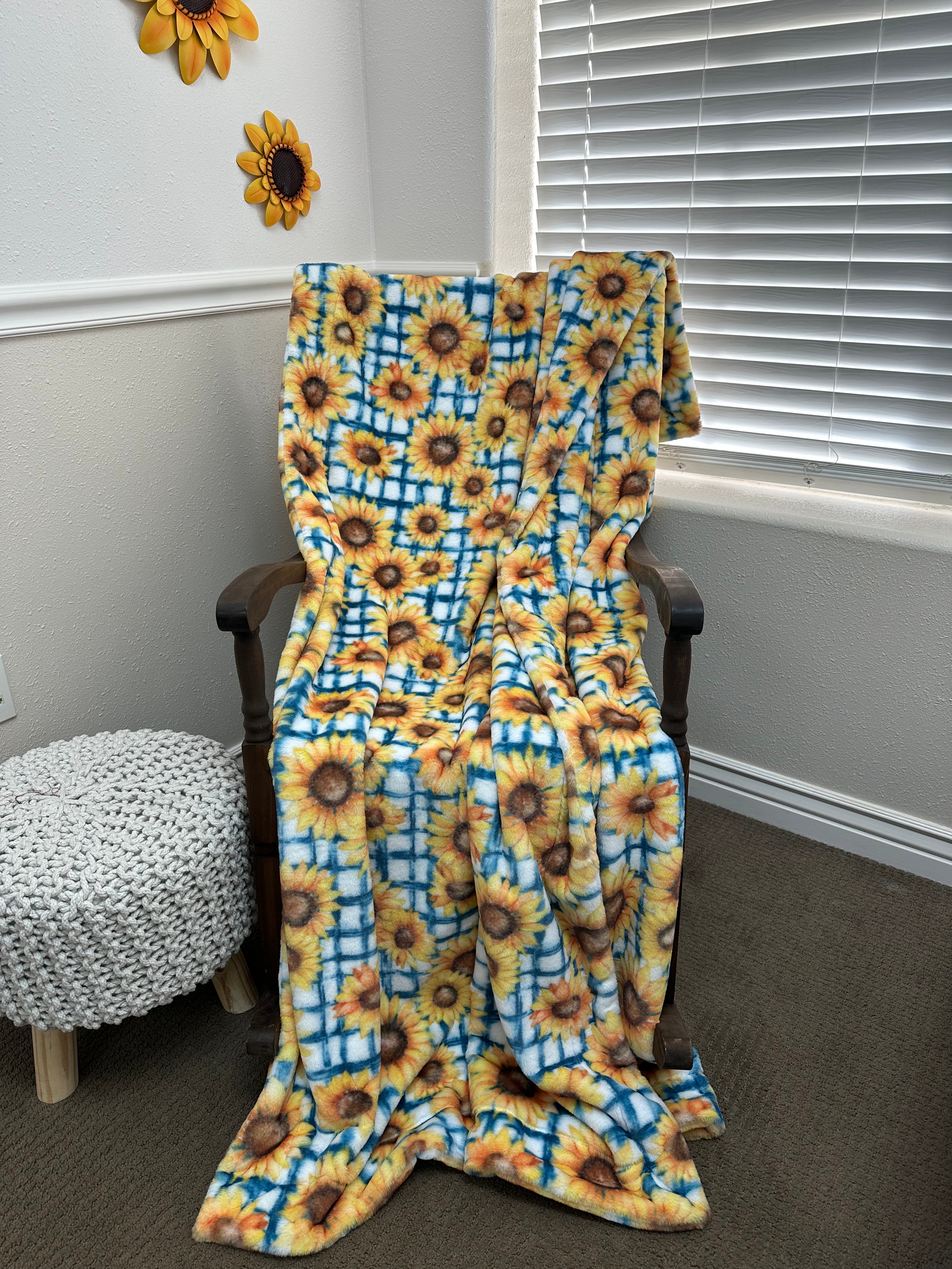 Sunflower Simple Minky Mama