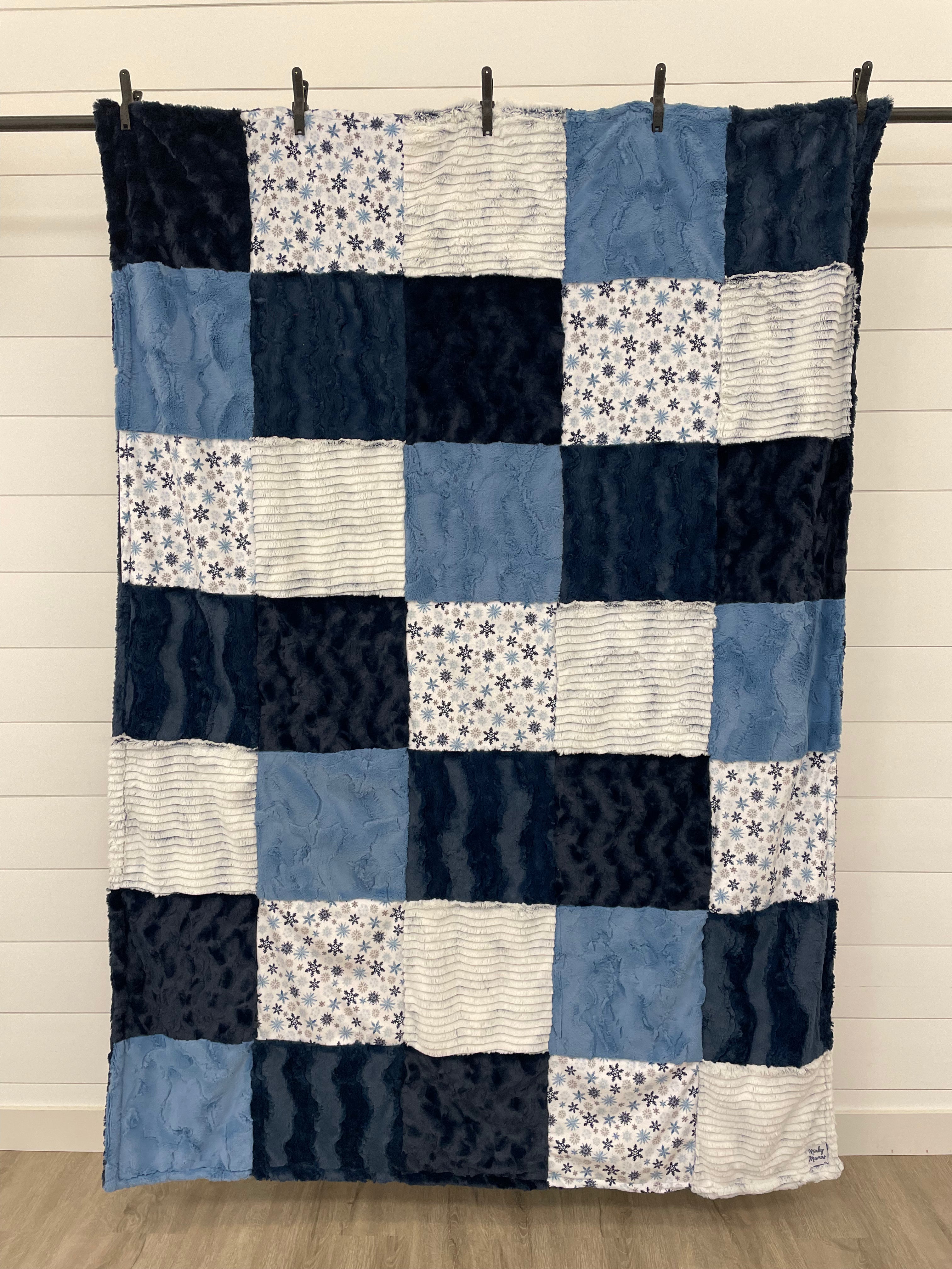 Minky online Mama Blanket